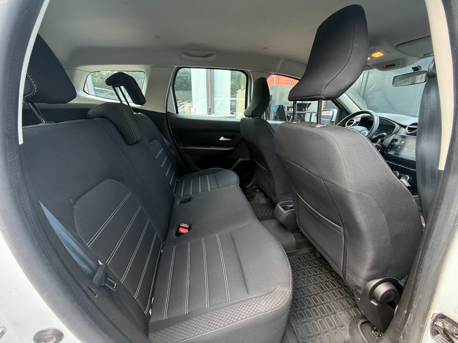 Dacia Duster 2022 Blue dCi 115 Expression - foto 10