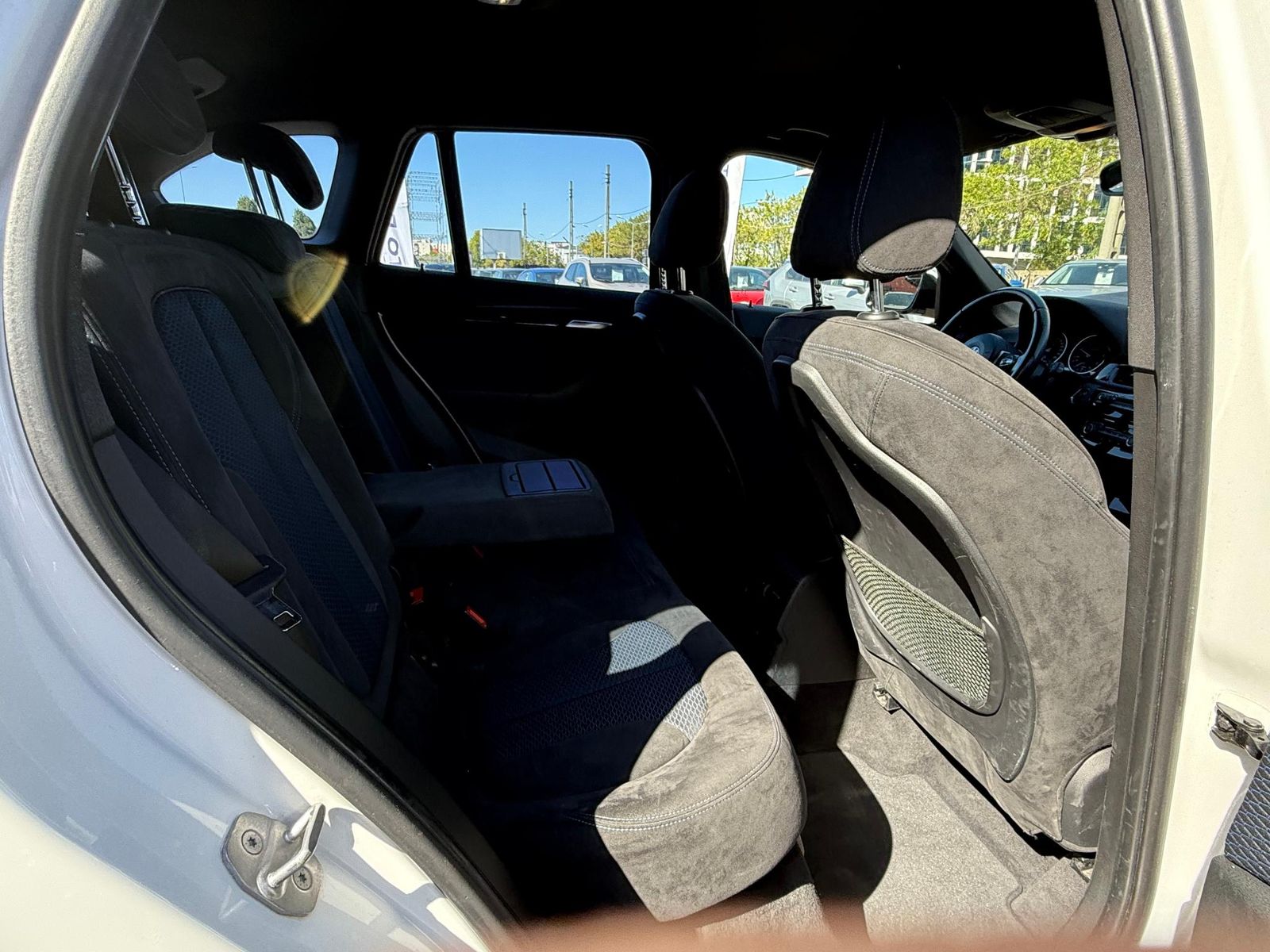 BMW X1 2017 sDrive18d AT - foto 15