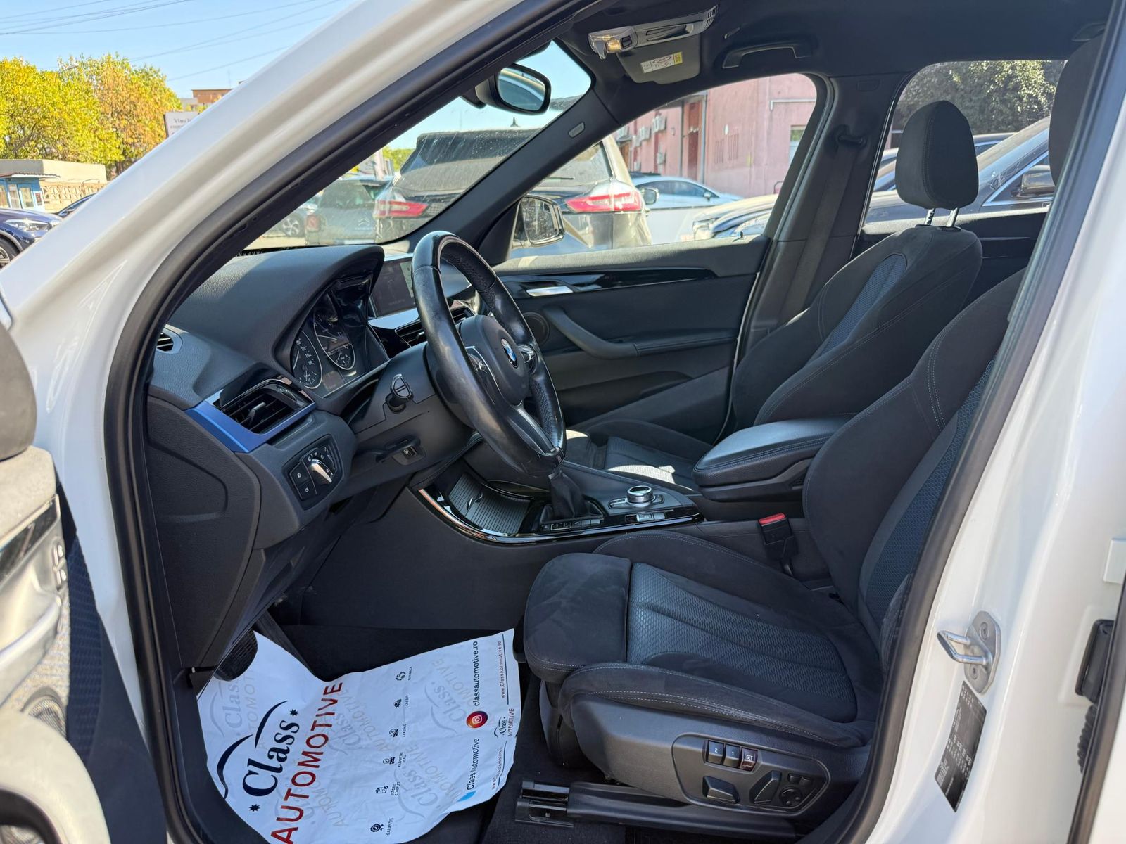 BMW X1 2017 sDrive18d AT - foto 18