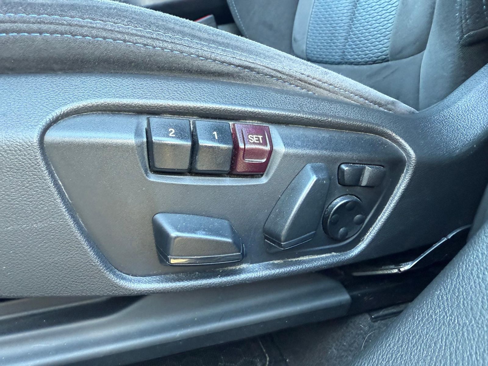 BMW X1 2017 sDrive18d AT - foto 19