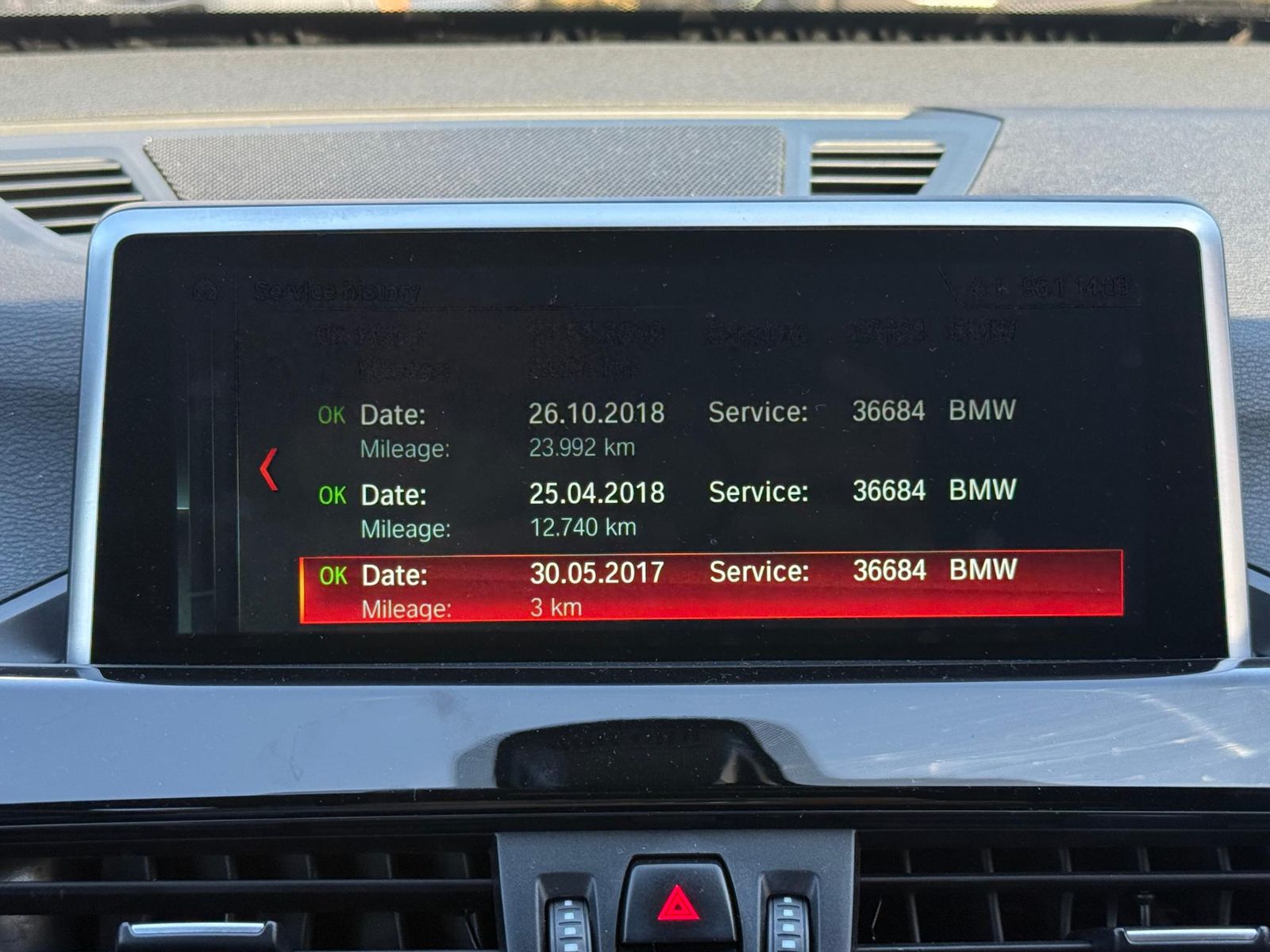 BMW X1 2017 sDrive18d AT - foto 22