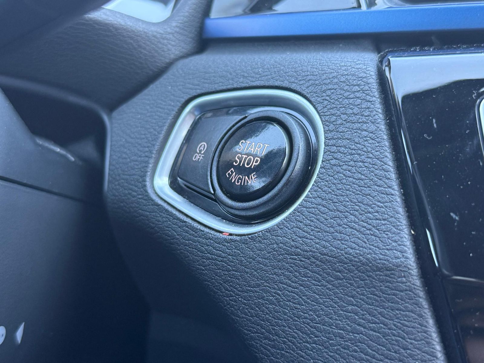 BMW X1 2017 sDrive18d AT - foto 31