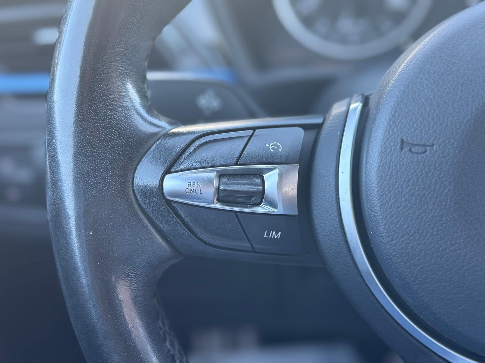 BMW X1 2017 sDrive18d AT - foto 38
