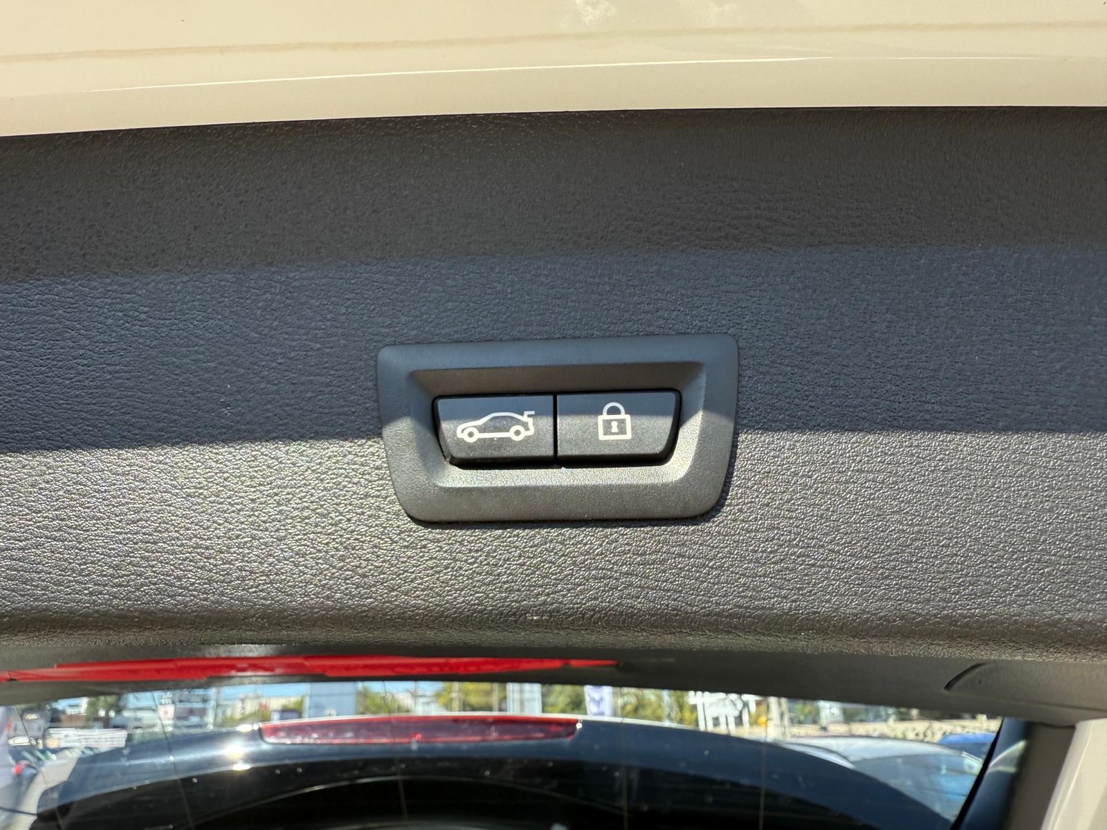 BMW X1 2017 sDrive18d AT - foto 39