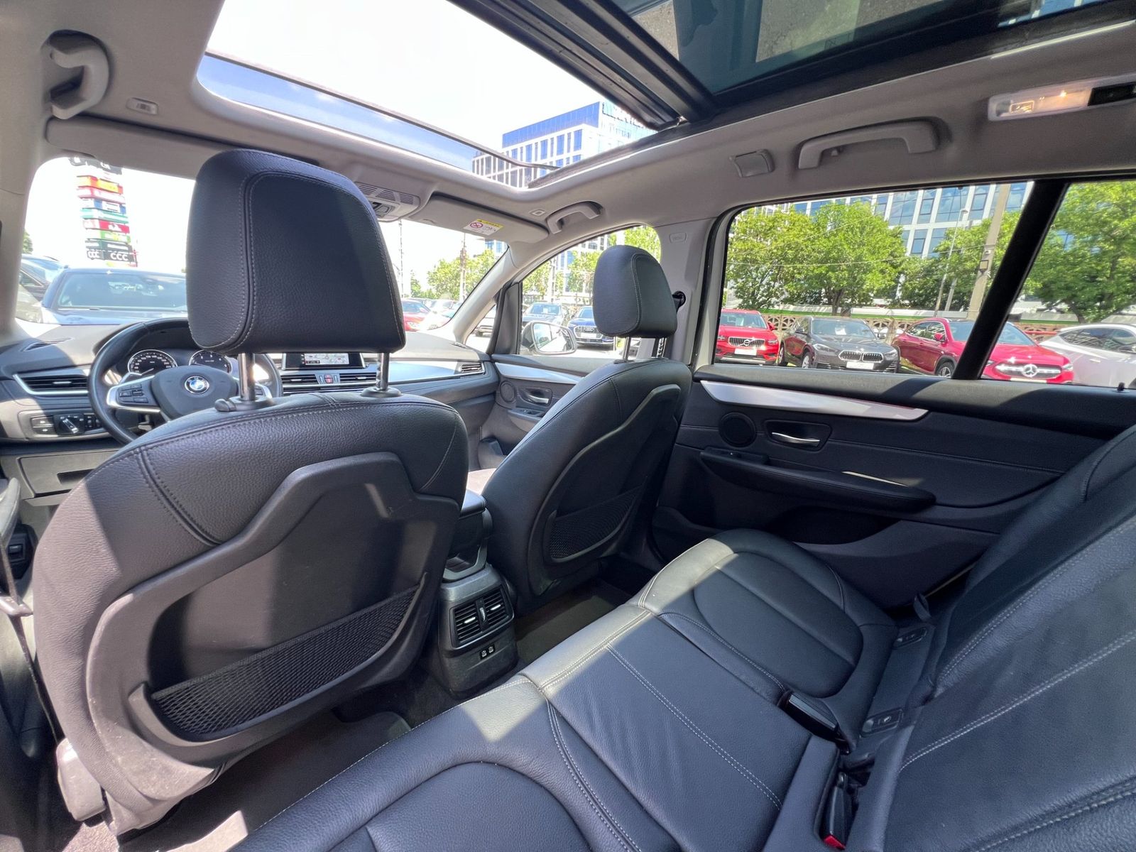BMW Seria 2 2023 218 Gran Tourer - foto 12
