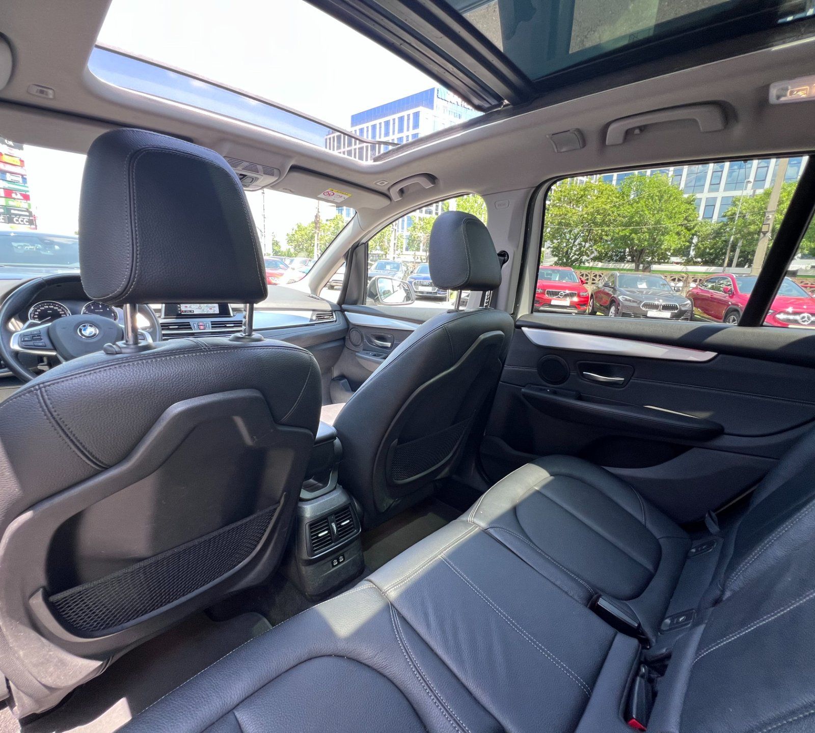 BMW Seria 2 2023 218 Gran Tourer - foto 12