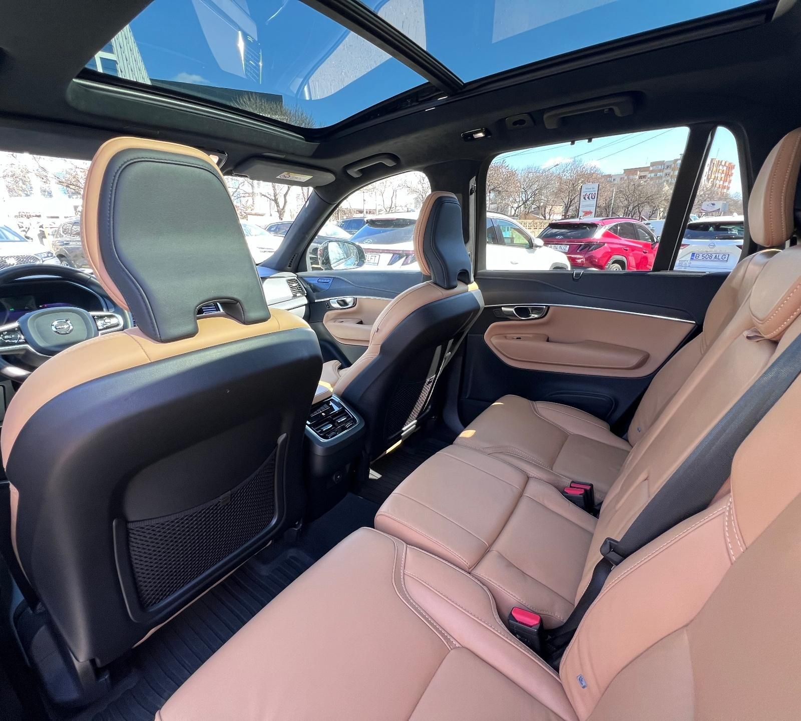 Volvo XC90 AWD, Inscription 7 LOCURI - 2023 MHEVSerie sasiu YV1LFK2V1P1942637 - foto 15