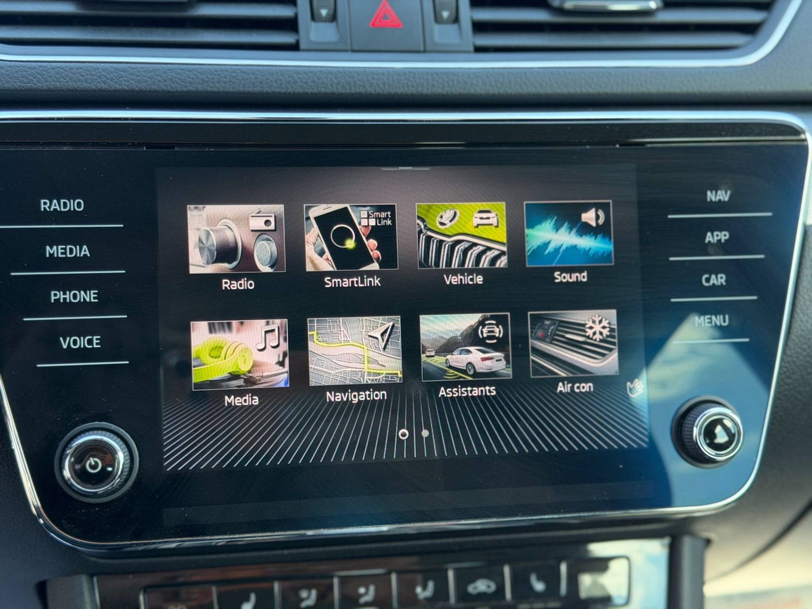 Skoda Superb 2023 2.0 TDI DSG Style - foto 19
