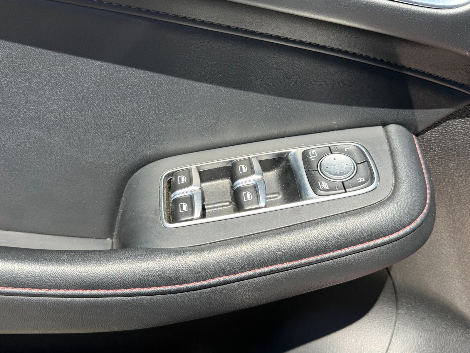 MG HS 2022 - foto 16
