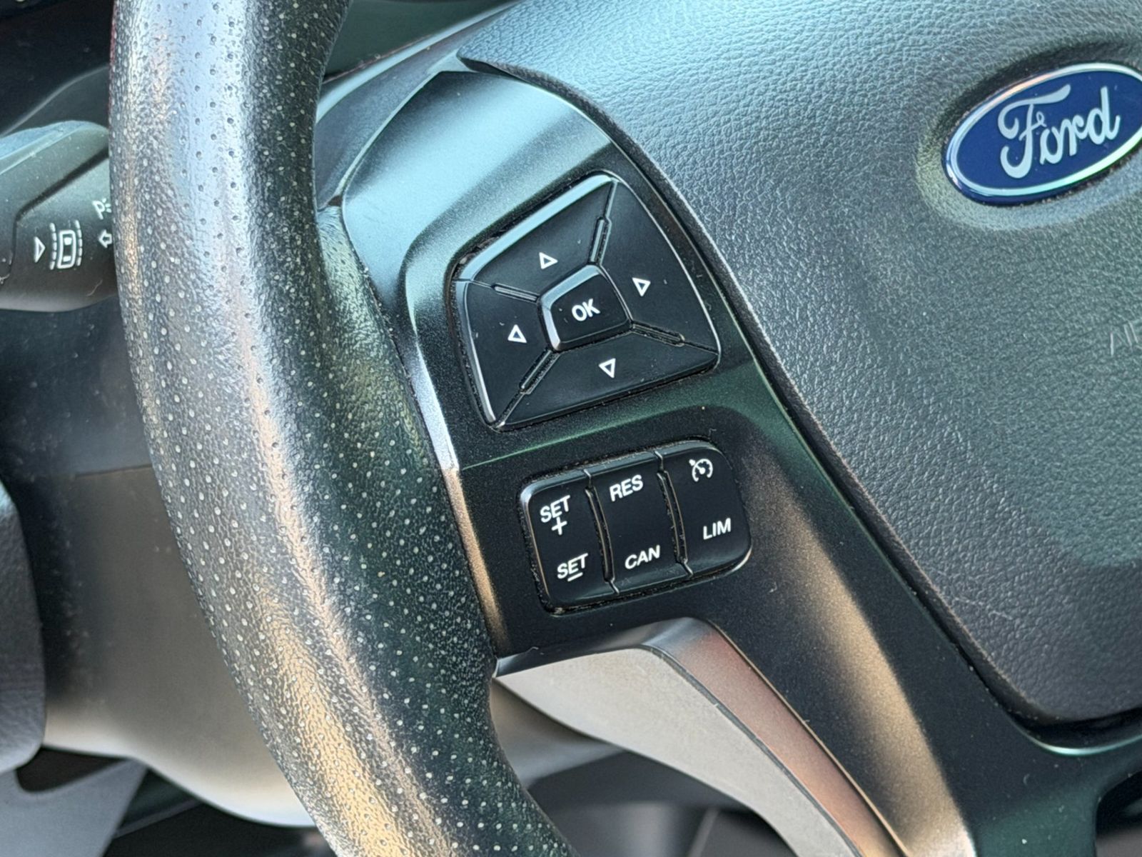 Ford Ranger 2022 2.0 EcoBlue 213 CP 4x4 Cabina Rap Limited Aut. - foto 10