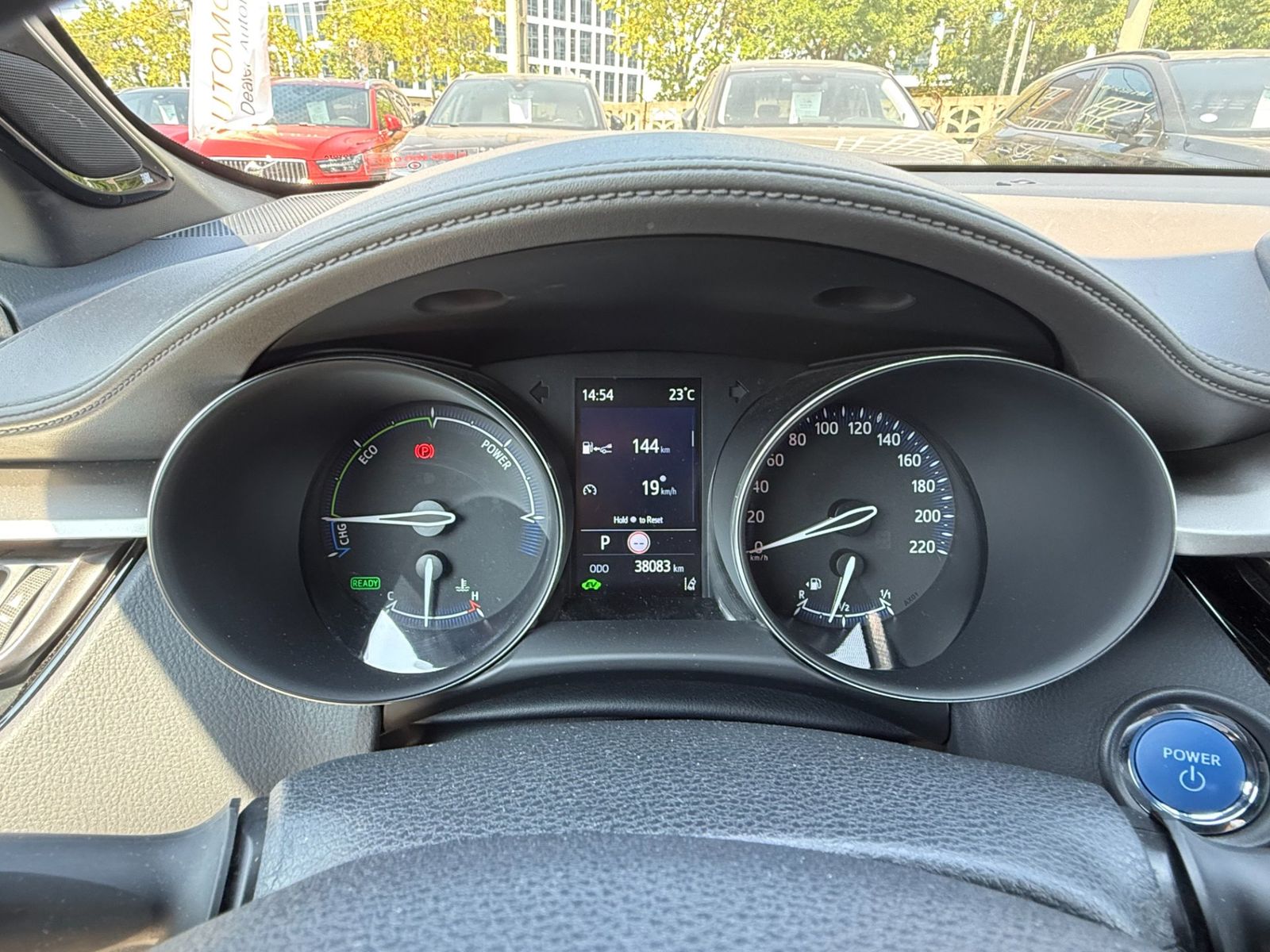 Toyota C-HR 2023 2.0 HSD 184 CP 4x2 CVT Classy Bi-Tone - foto 9