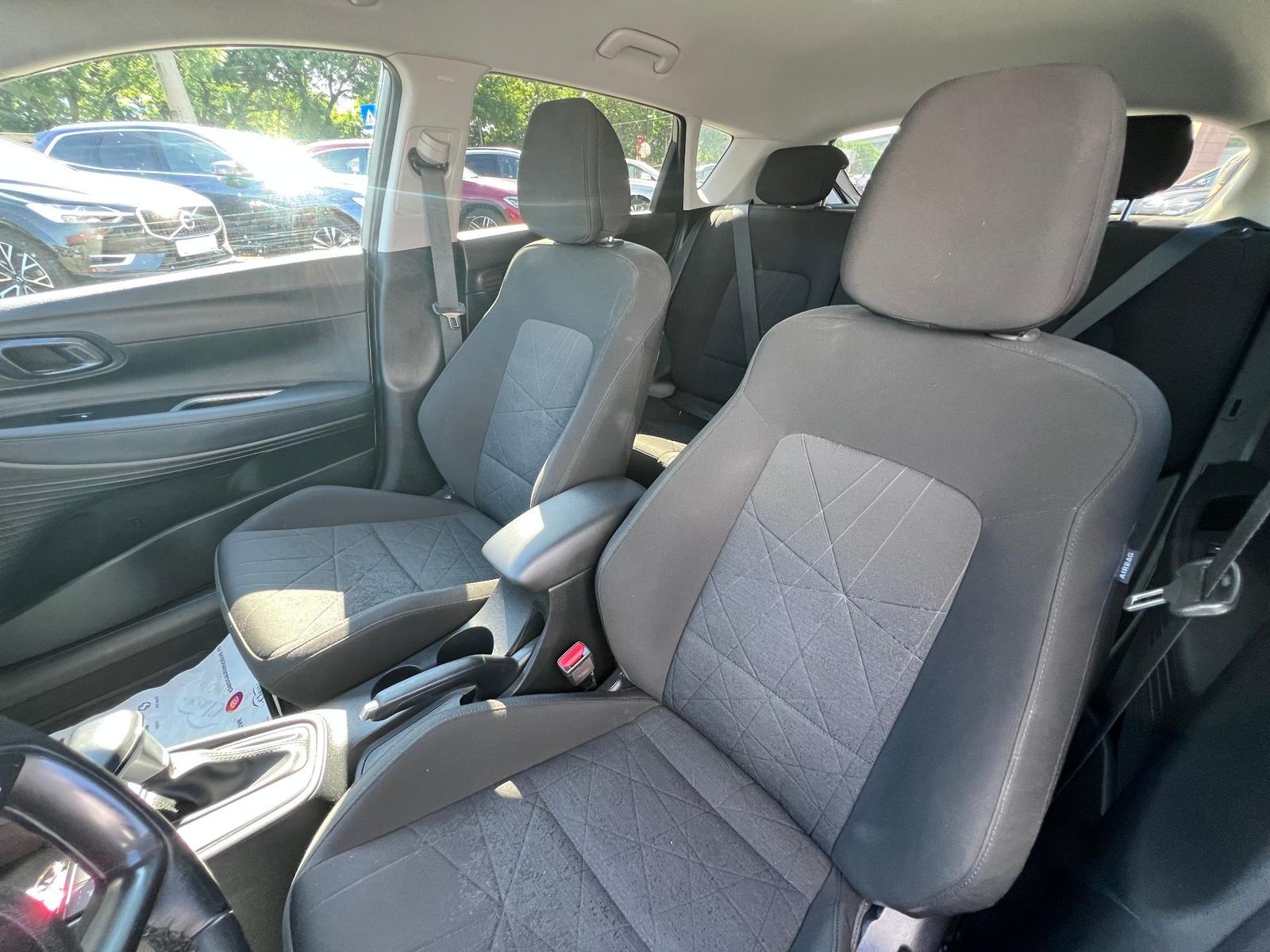 Hyundai BAYON 2023 1.0 T-GDI M-Hybrid 100 CP 7DCT Led Line - foto 10