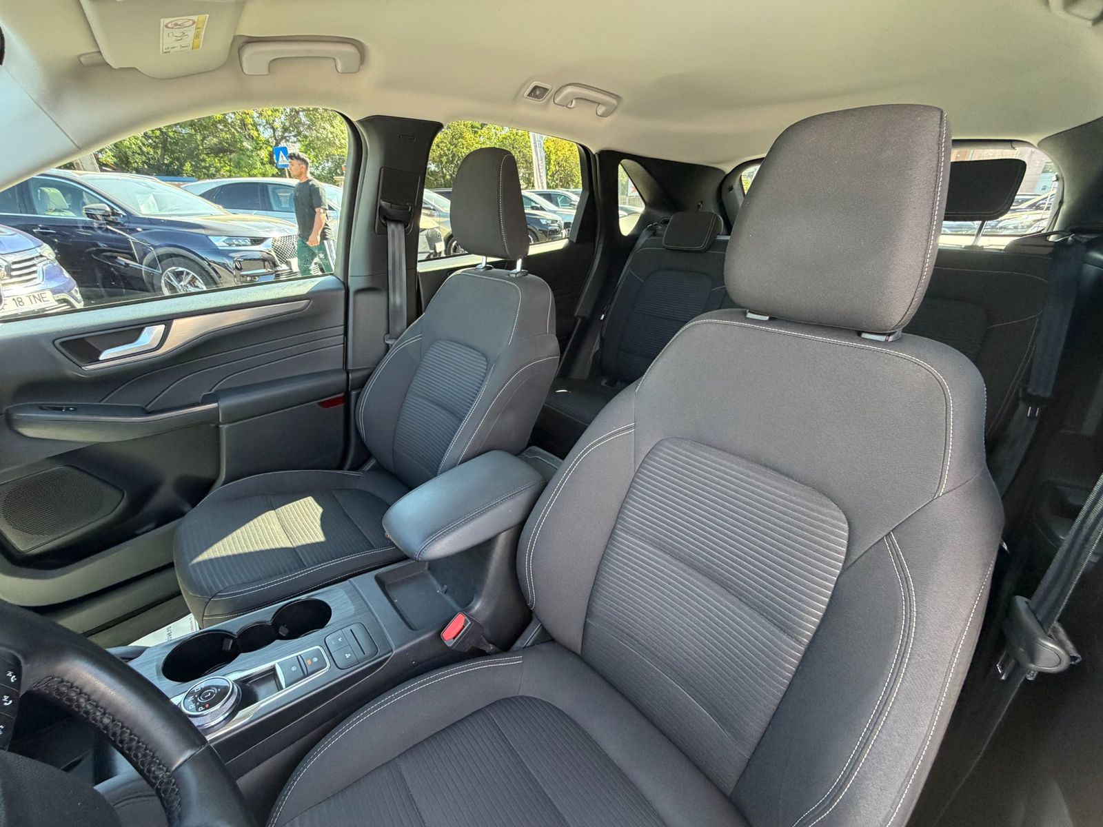 Ford Kuga 2024 2.5 Duratec FHEV AWD Titanium - foto 17