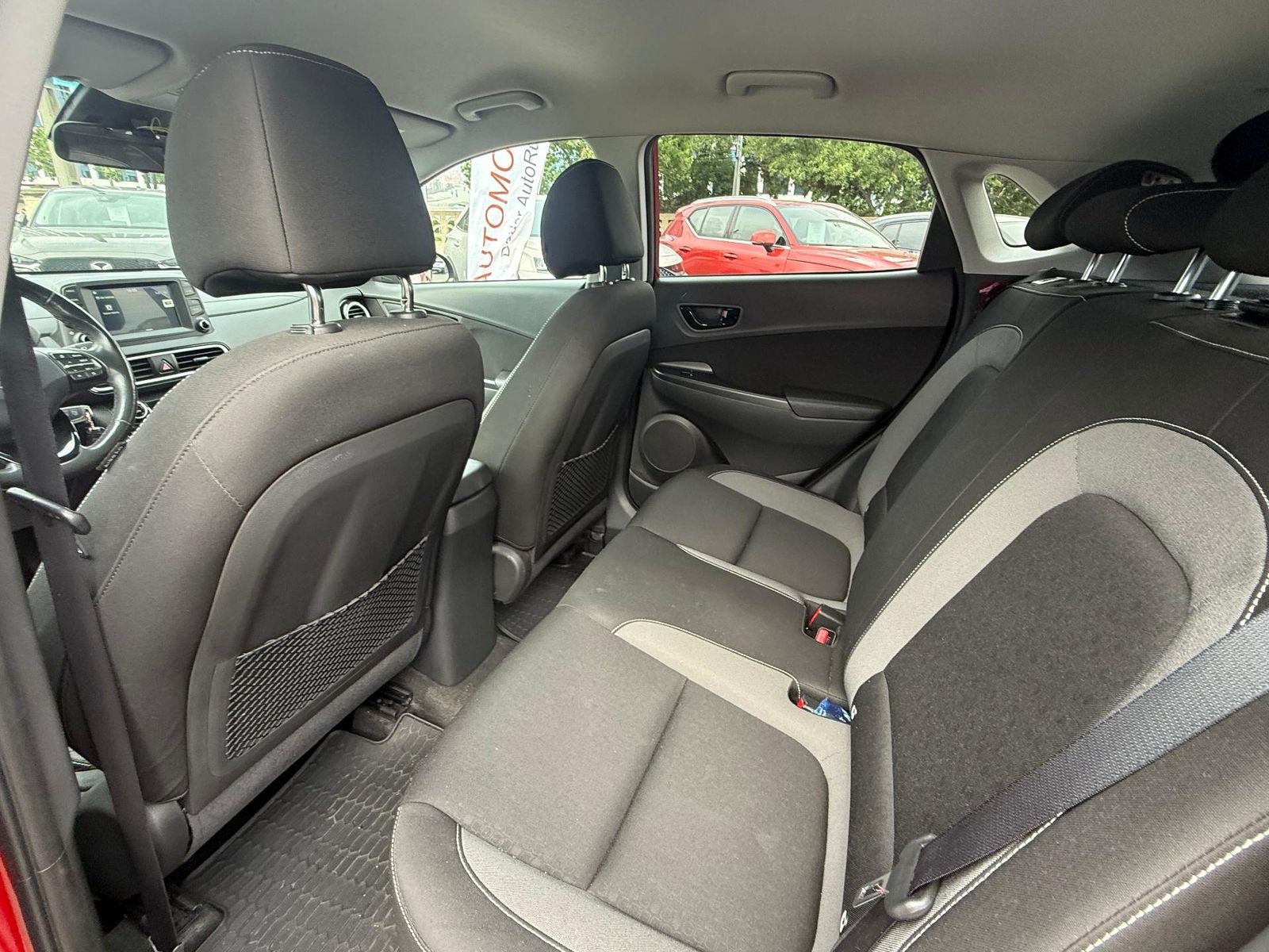 Hyundai Kona 1.6 HEV 2WD DCT 141 Cp - foto 9
