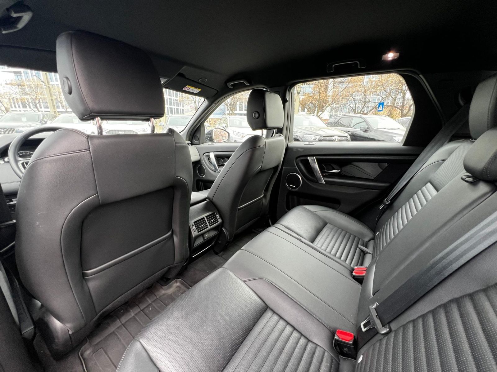 Land Rover Discovery Sport 2023 2.0 D165 MHEV Dynamic SE - foto 23