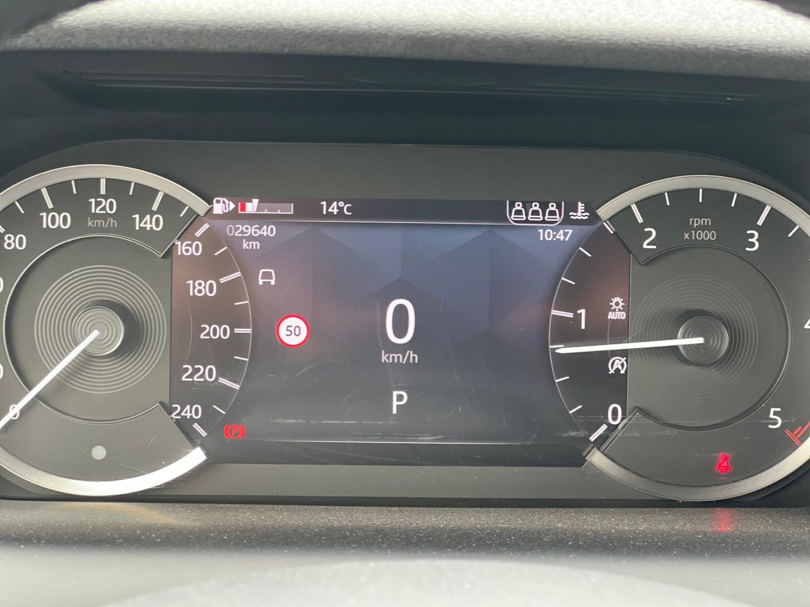 Land Rover Discovery Sport 2023 2.0 D165 MHEV Dynamic SE - foto 13