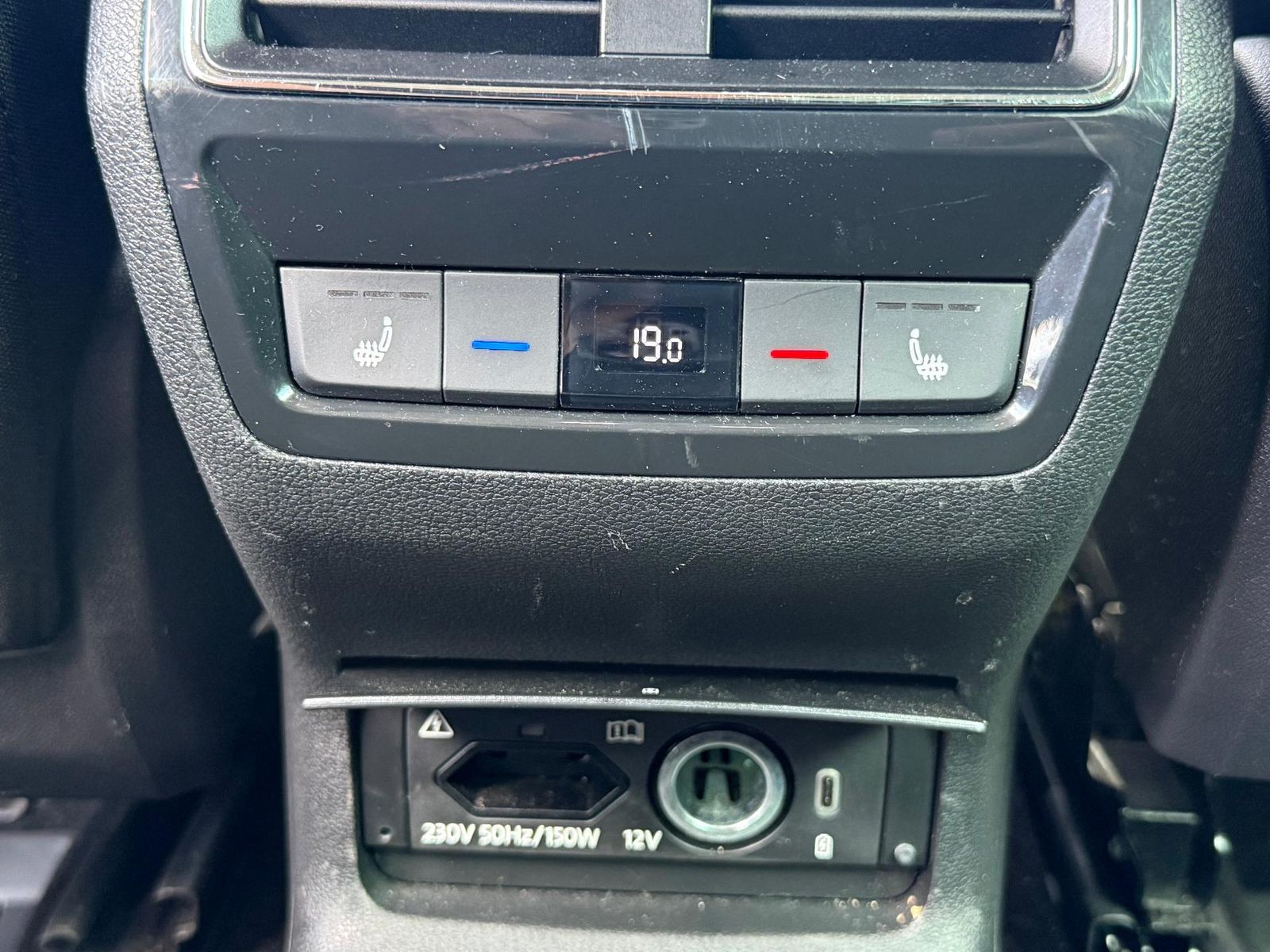 Skoda Karoq 2022 1.5 TSI DSG Style - foto 33