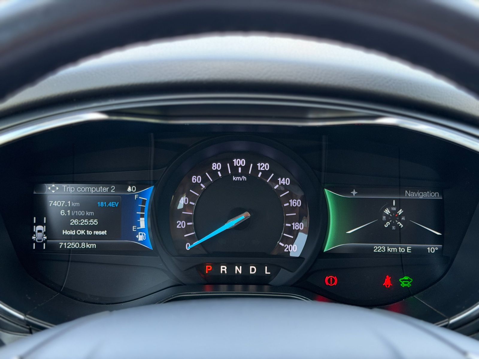 Ford Mondeo 2022 Hybrid Titanium 2.0 HEV eCVT - foto 22