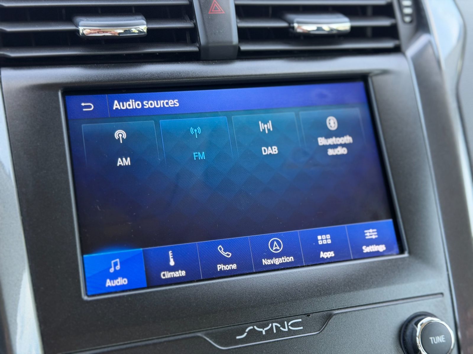 Ford Mondeo 2022 Hybrid Titanium 2.0 HEV eCVT - foto 30