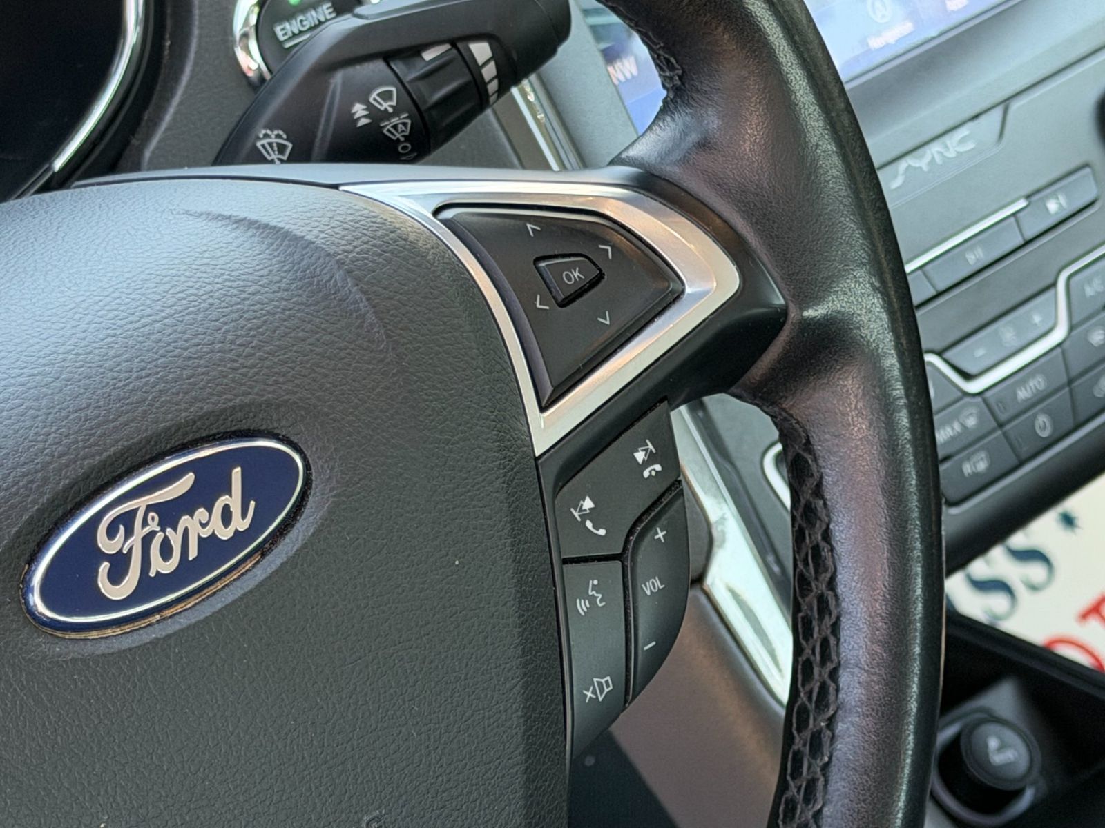 Ford Mondeo 2022 Hybrid Titanium 2.0 HEV eCVT - foto 12