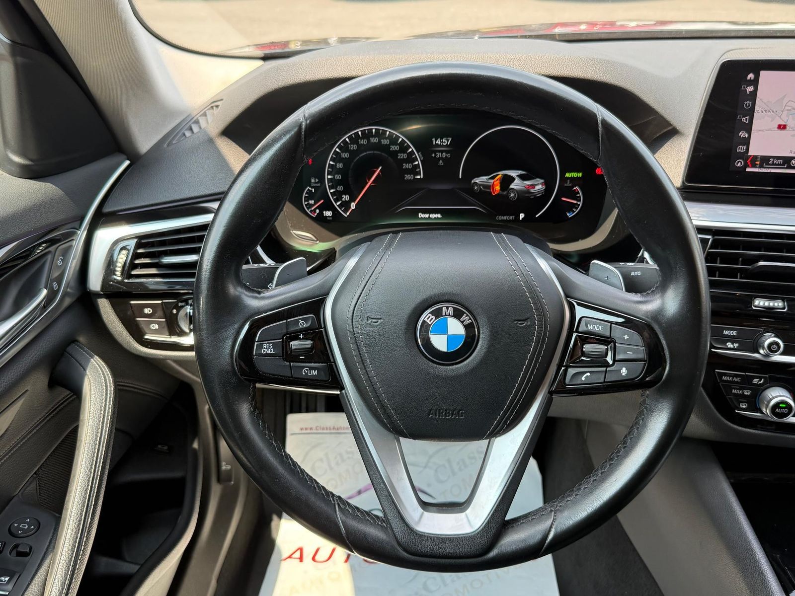 BMW Seria 5 2019 2.0 Diesel 520D Sport Line 190 CP - foto 4