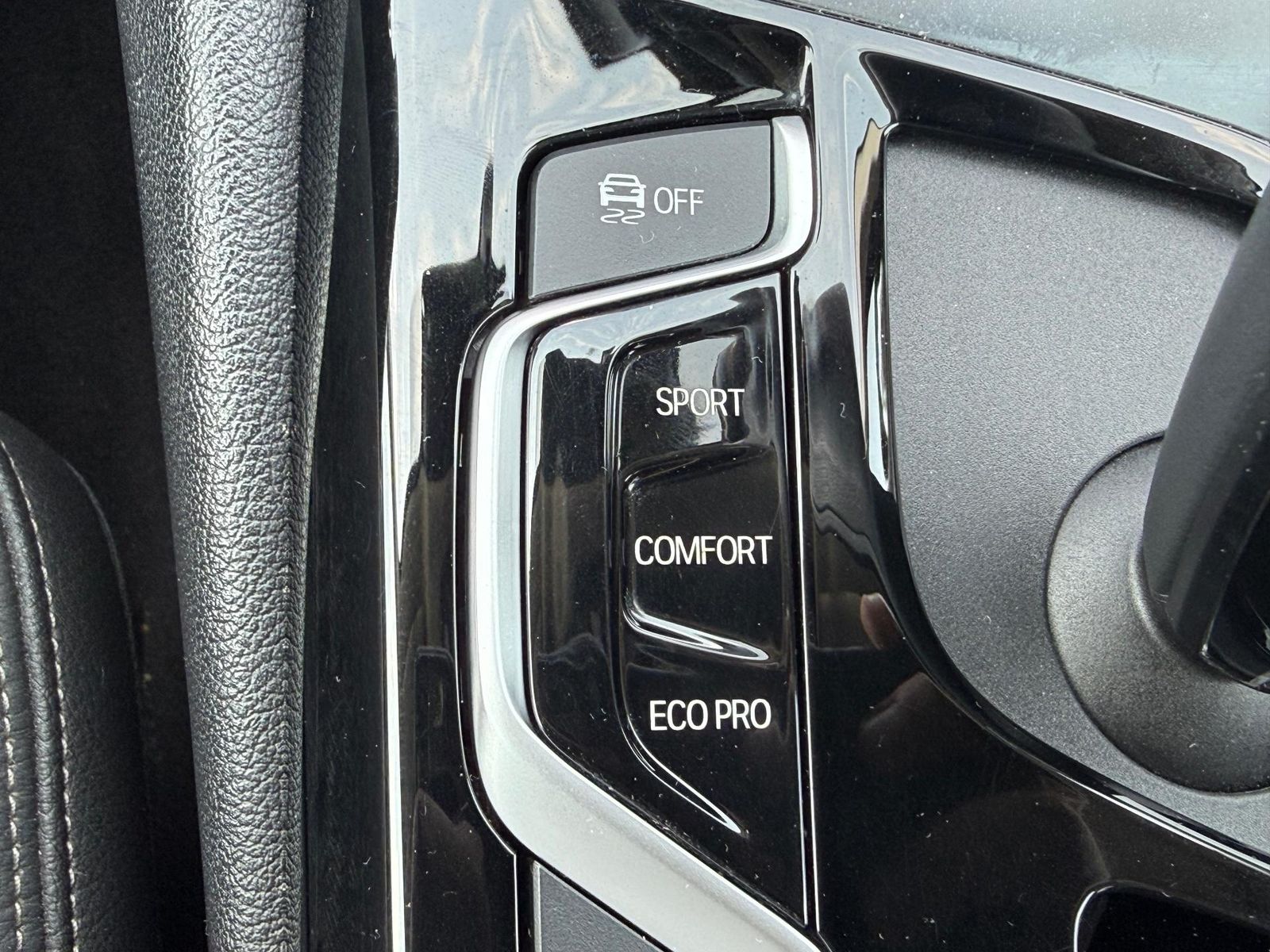 BMW Seria 5 2019 2.0 Diesel 520D Sport Line 190 CP - foto 38