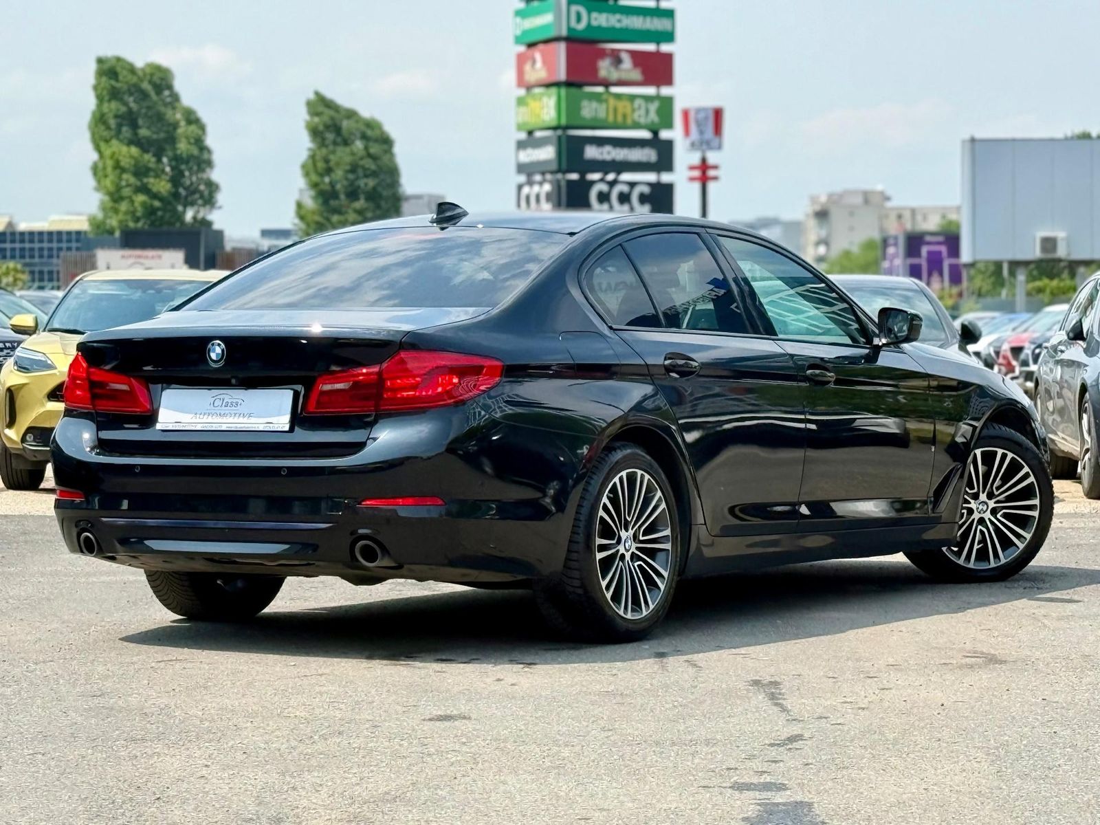 BMW Seria 5 2019 2.0 Diesel 520D Sport Line 190 CP - foto 42