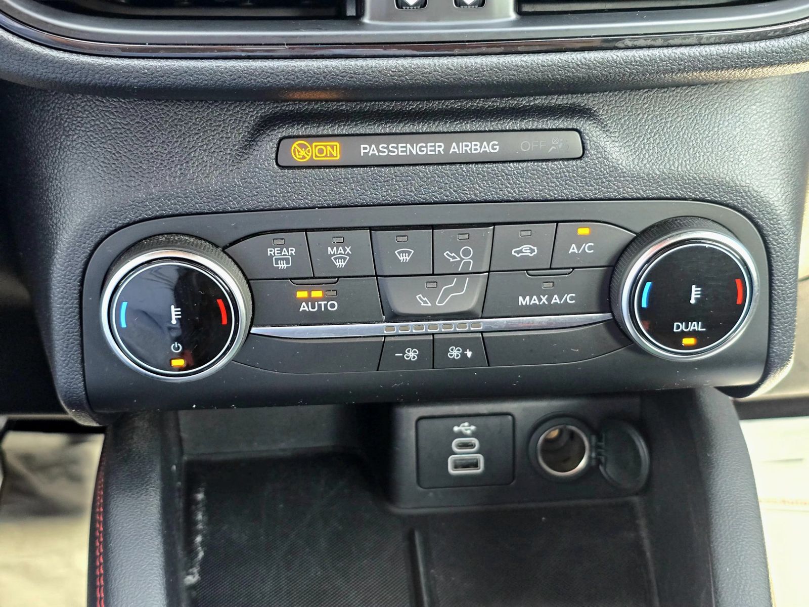 Ford Kuga 2022 2.5 Duratec FHEV FWD ST Line - foto 23