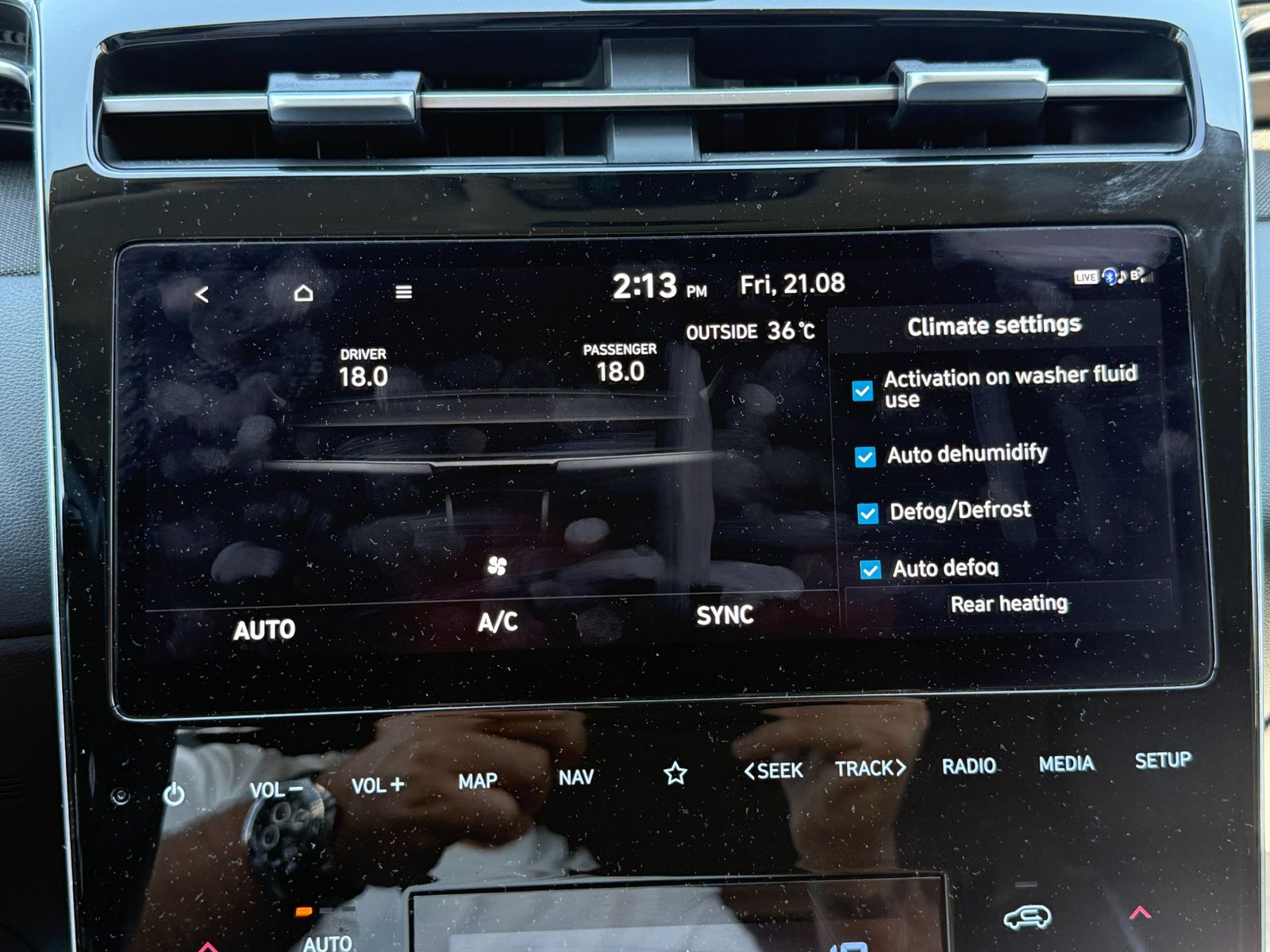 Hyundai TUCSON 2022 1.6 l MHEV 180 CP 4WD 7DCT Premium - foto 10
