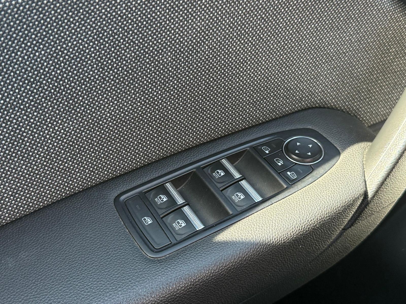 Mitsubishi ASX 1.6 HEV - Full Hybrid 143 CP 2025 - foto 27