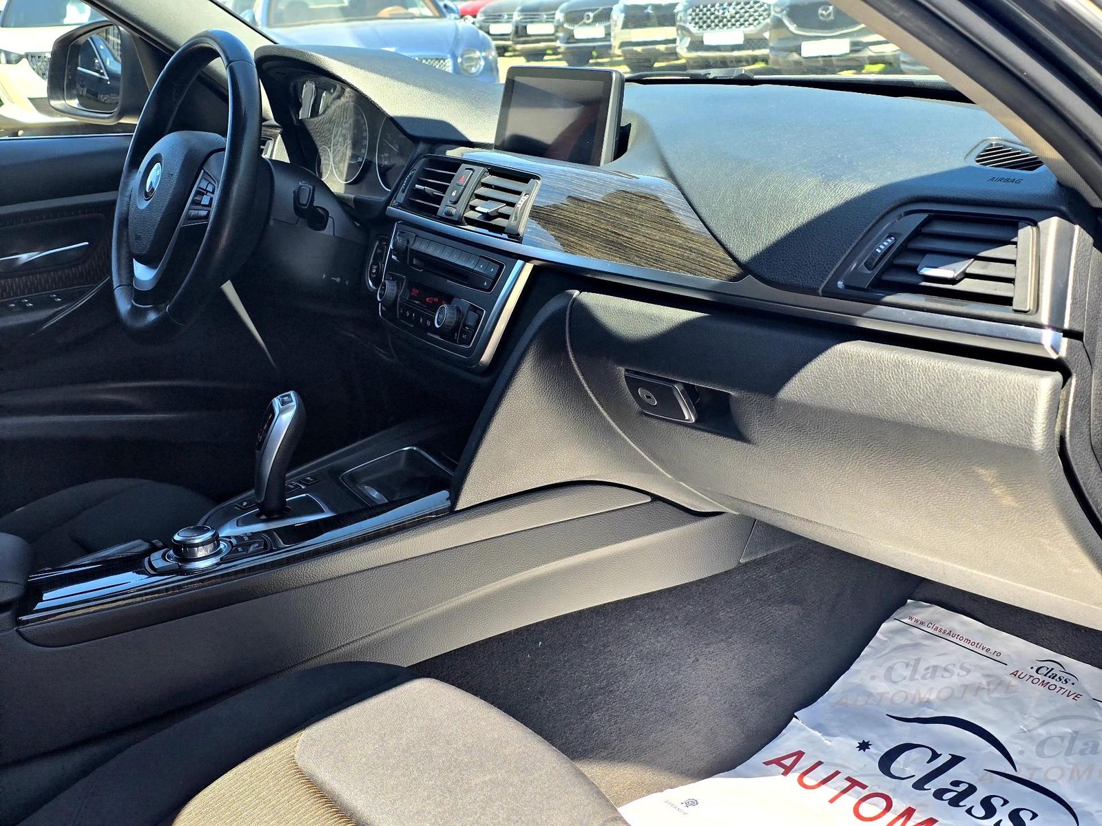 BMW Seria 3 2013 316 2.0d automat - foto 12
