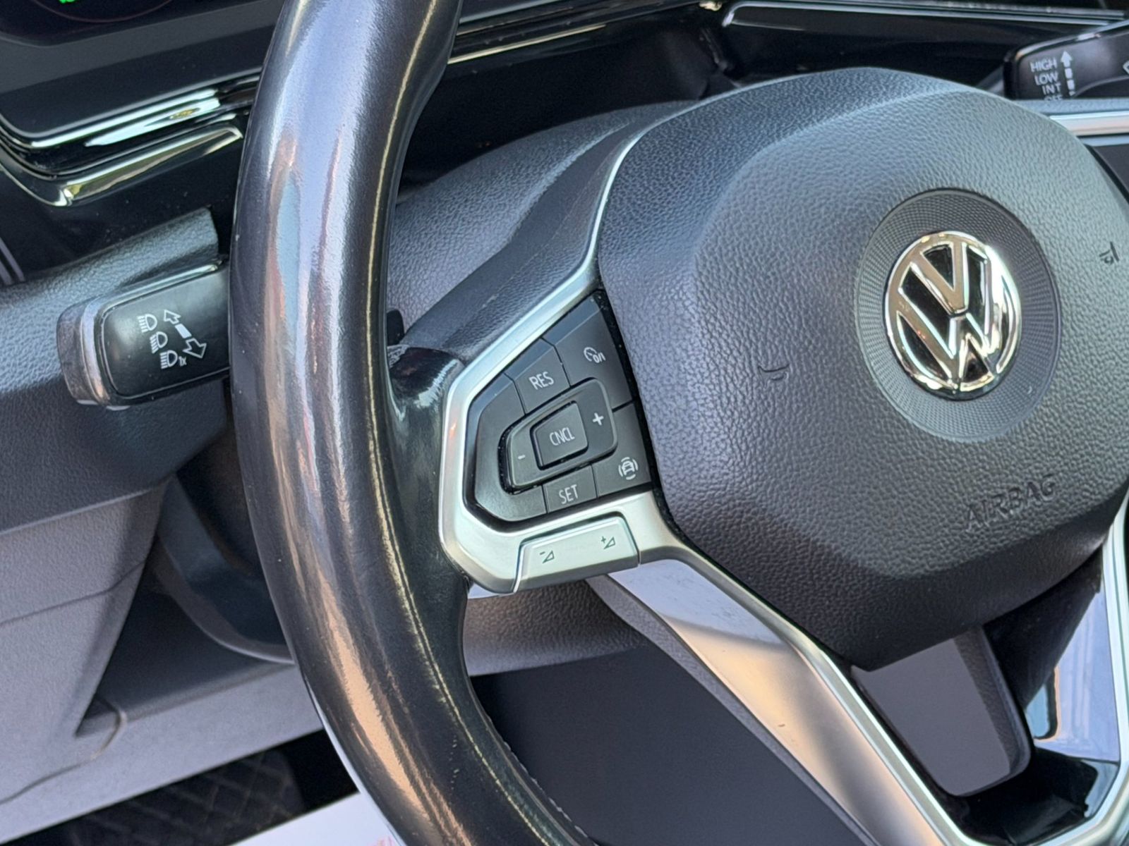 Volkswagen T-Cross 2019 1.0 TSI DSG Style - foto 10