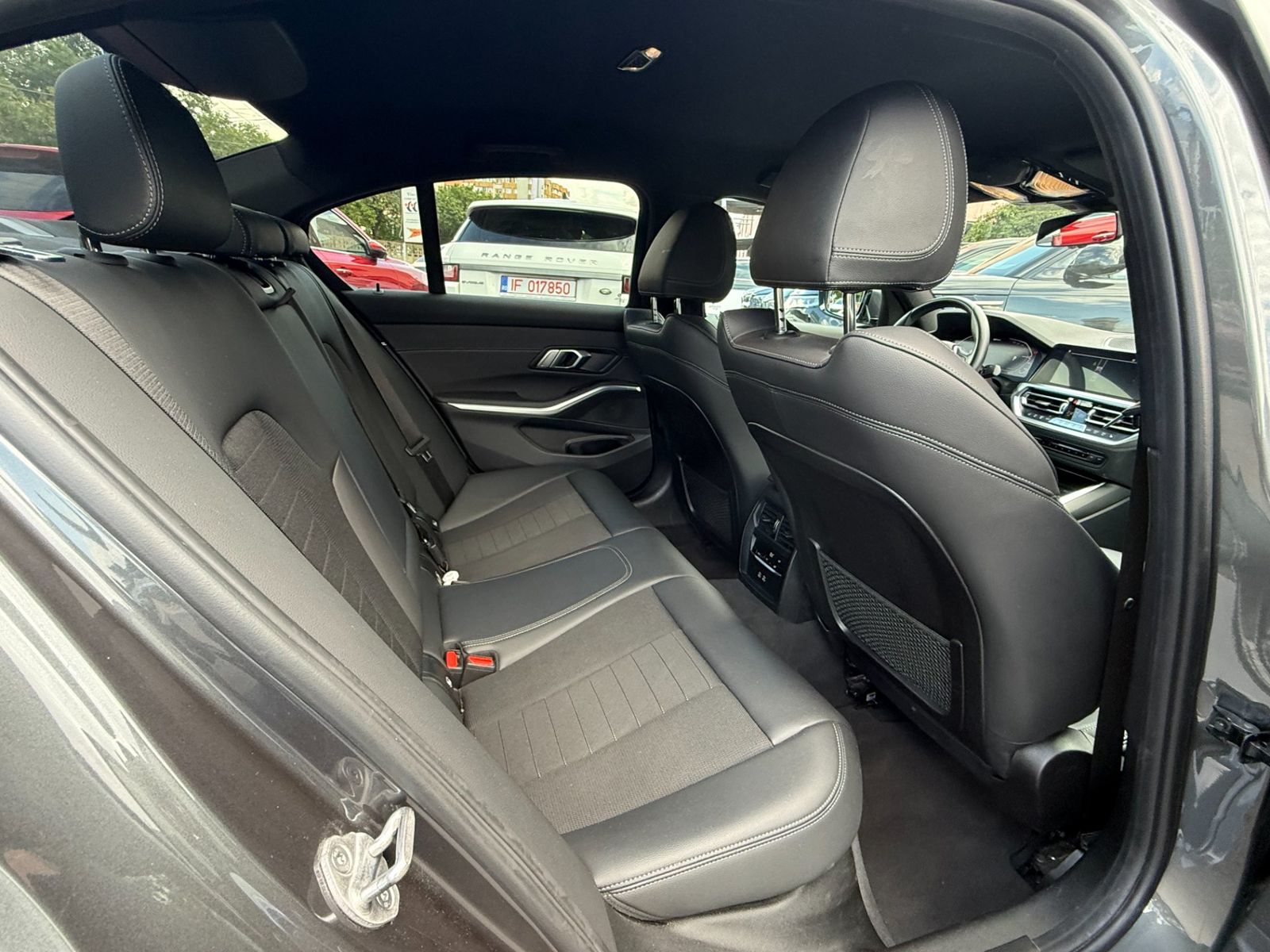 BMW Seria 3 2022 330e AT PHEV - foto 16