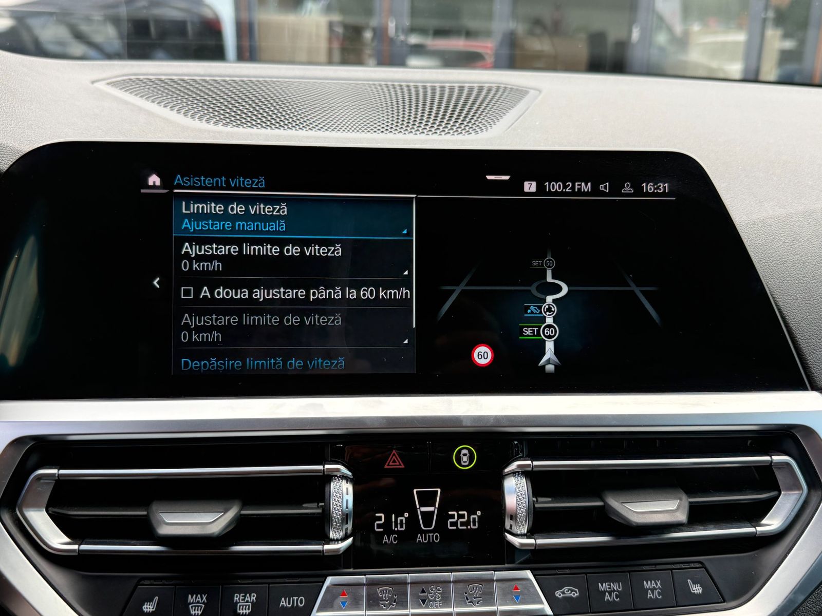 BMW Seria 3 2022 330e AT PHEV - foto 29