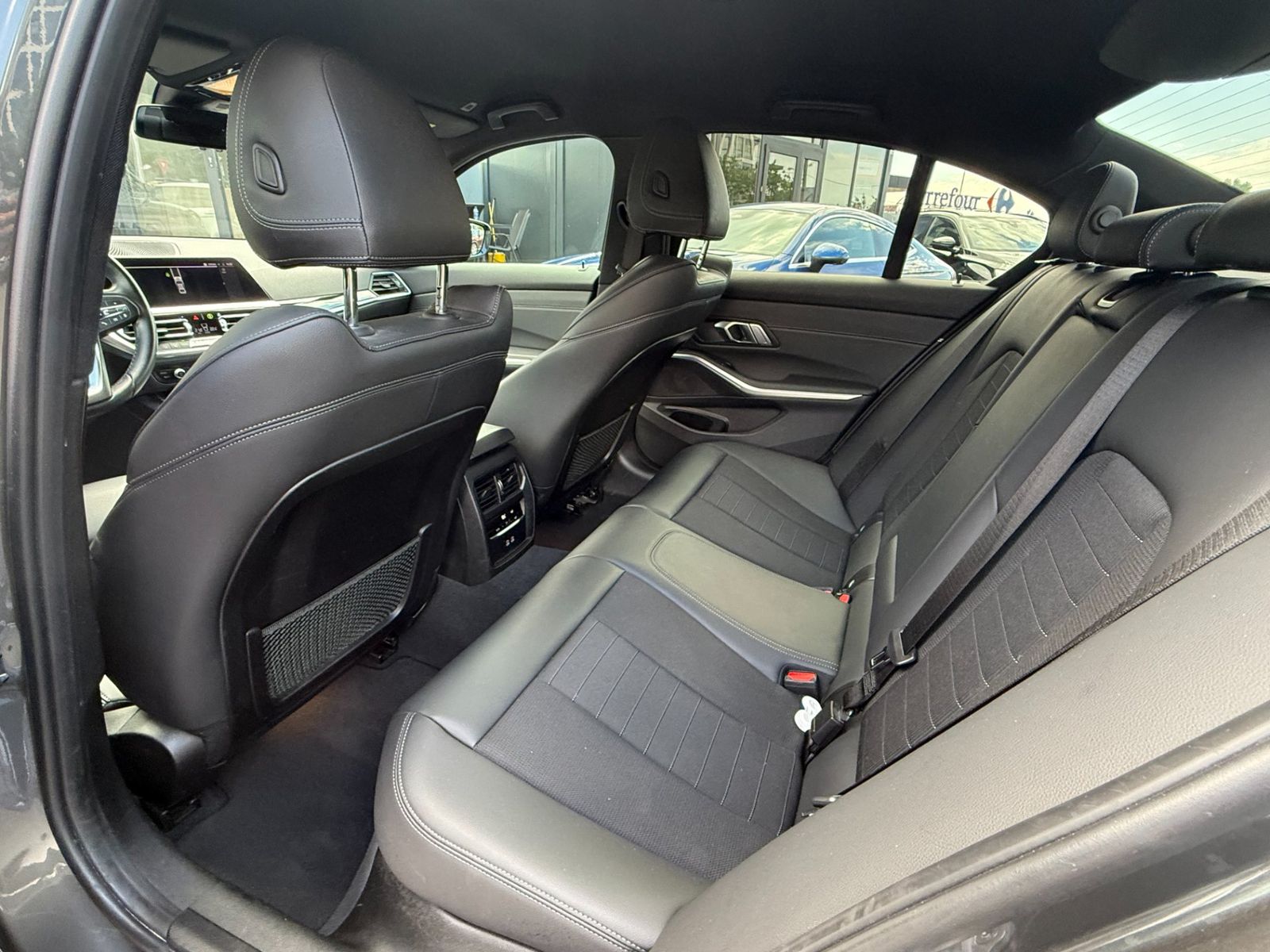 BMW Seria 3 2022 330e AT PHEV - foto 12