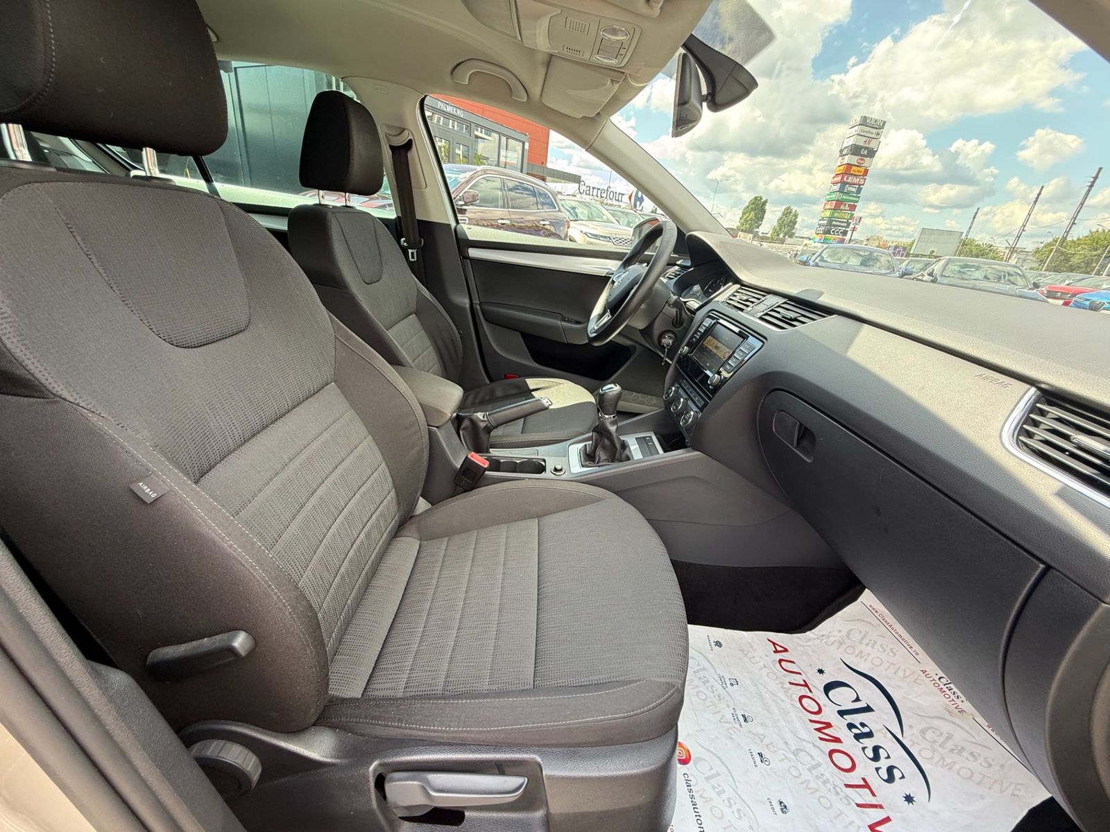 Skoda Octavia 2015 - foto 18