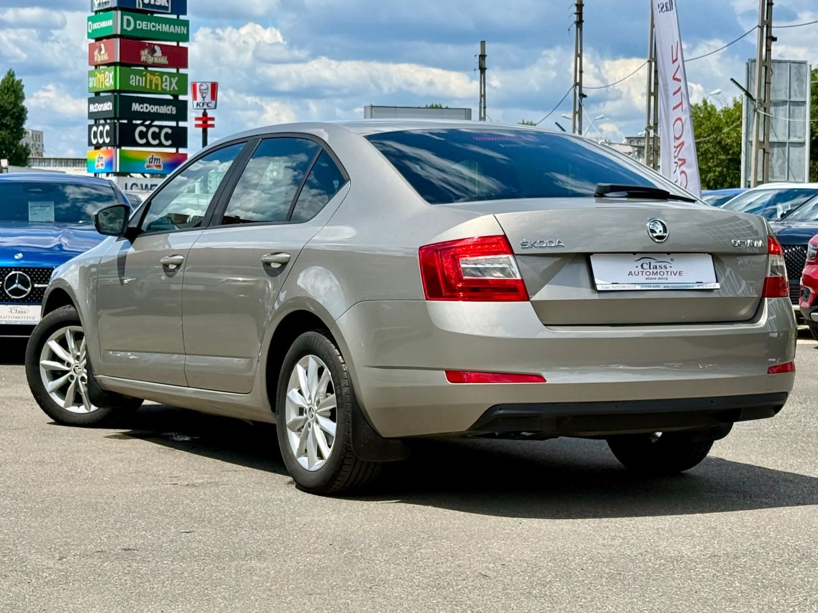 Skoda Octavia 2015 - foto 23