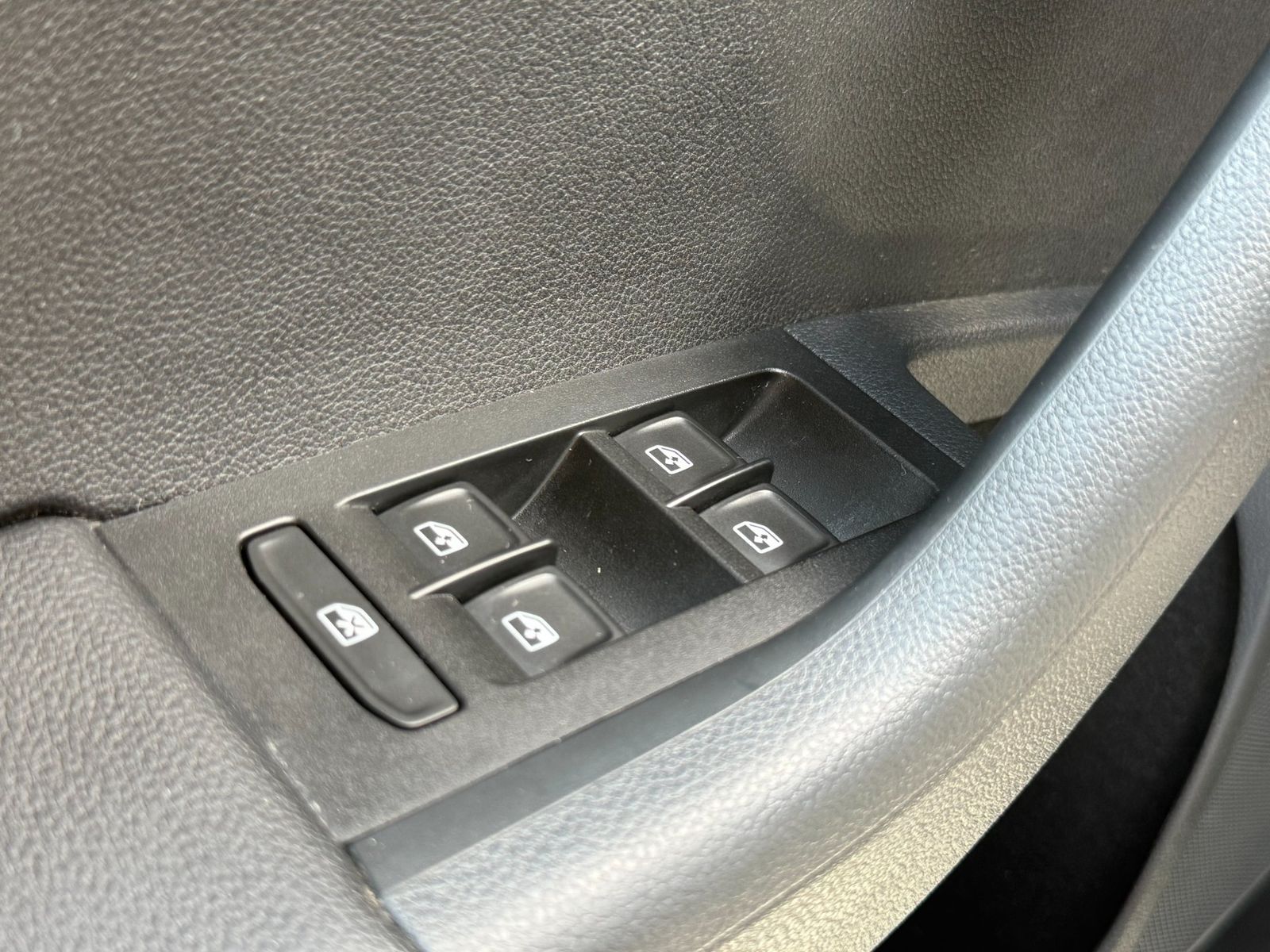 Skoda Octavia 2015 - foto 21