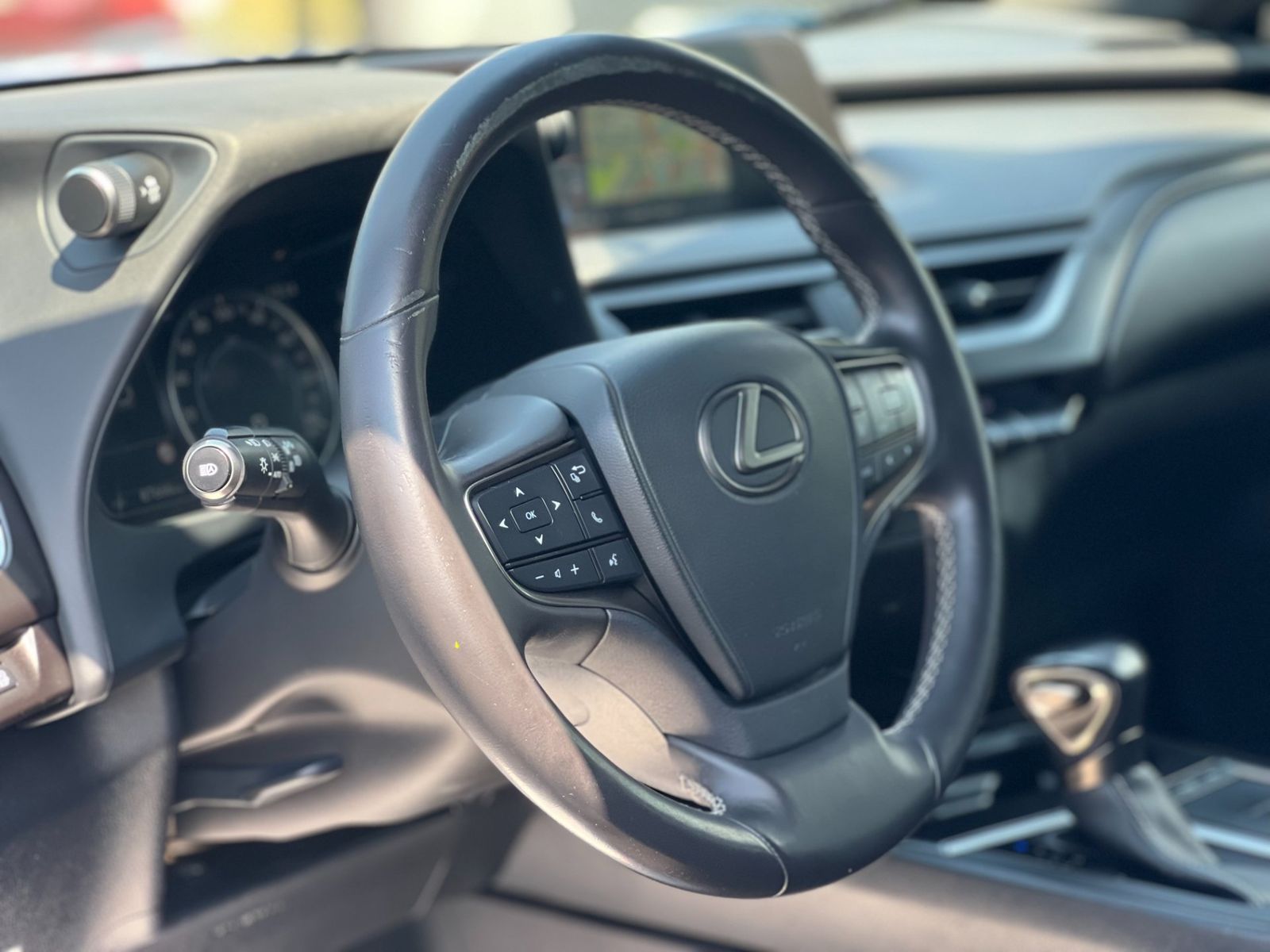 Lexus UX 2019 250h - foto 6