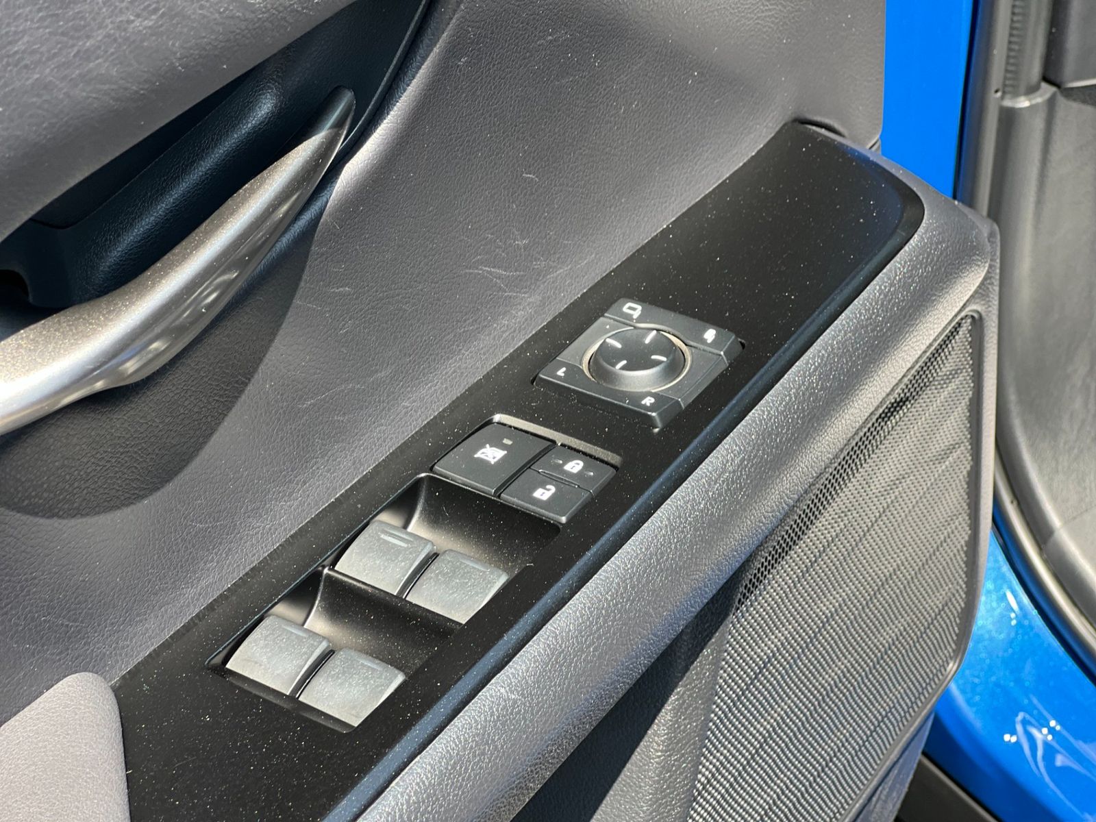 Lexus UX 2019 250h - foto 7