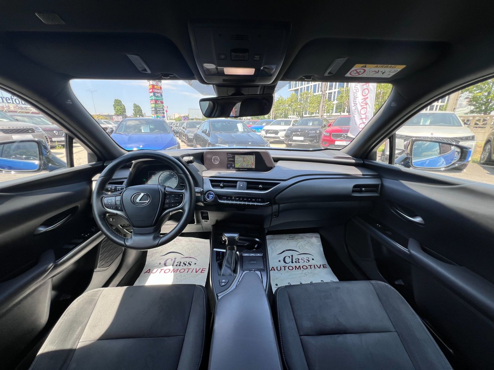 Lexus UX 2019 250h - foto 12