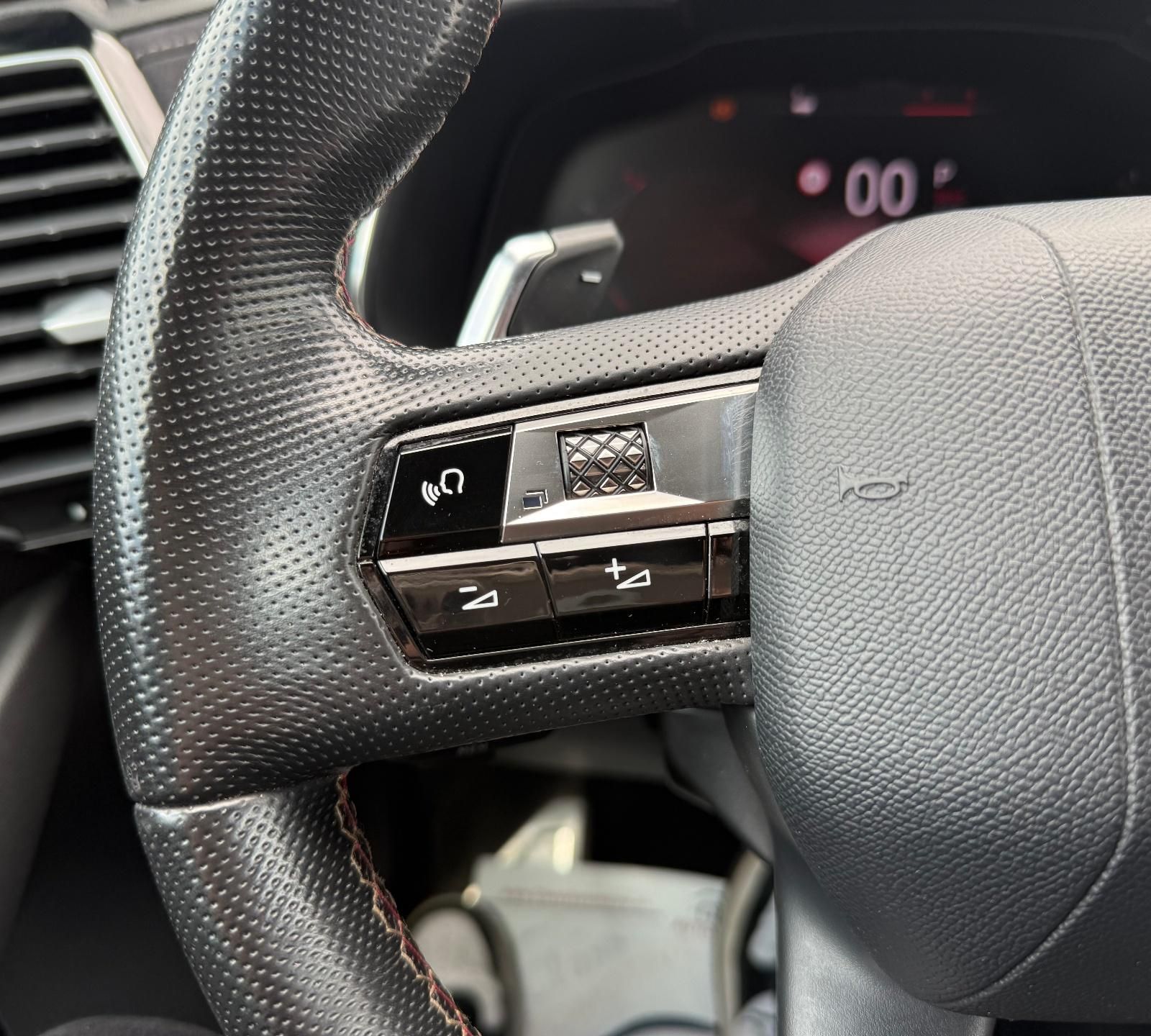 DS7 Crossback 1.5 Hdi 130 CP - foto 22