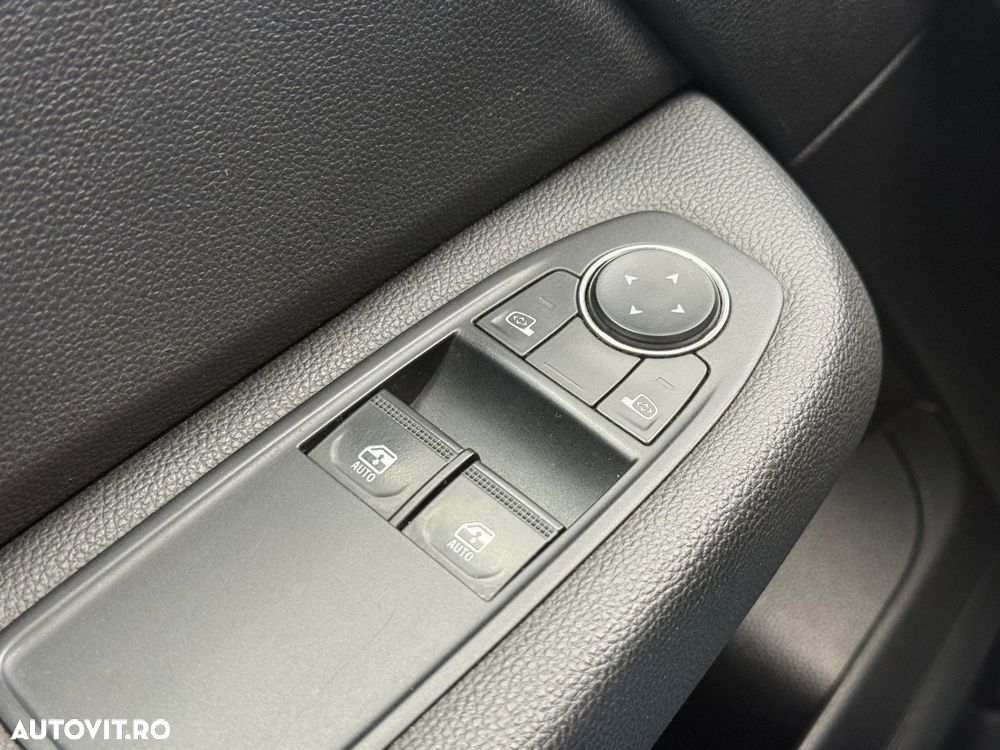 Renault Clio 2022 1.6 E-TECH HYBRID 145 CP - foto 12