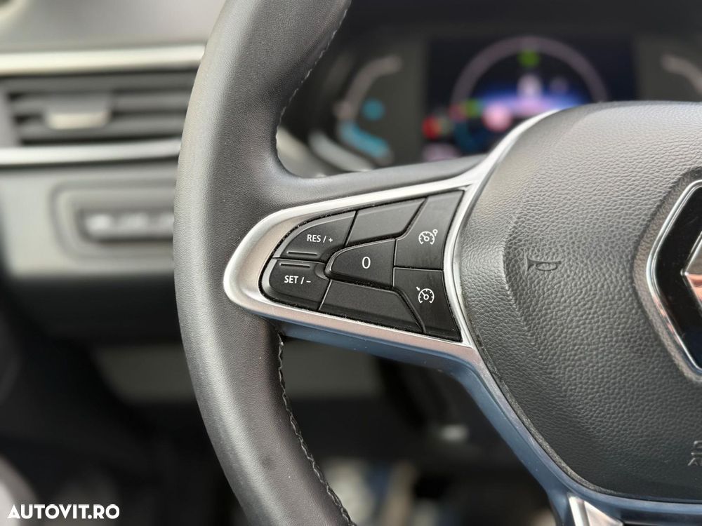 Renault Clio 2022 1.6 E-TECH HYBRID 145 CP - foto 14