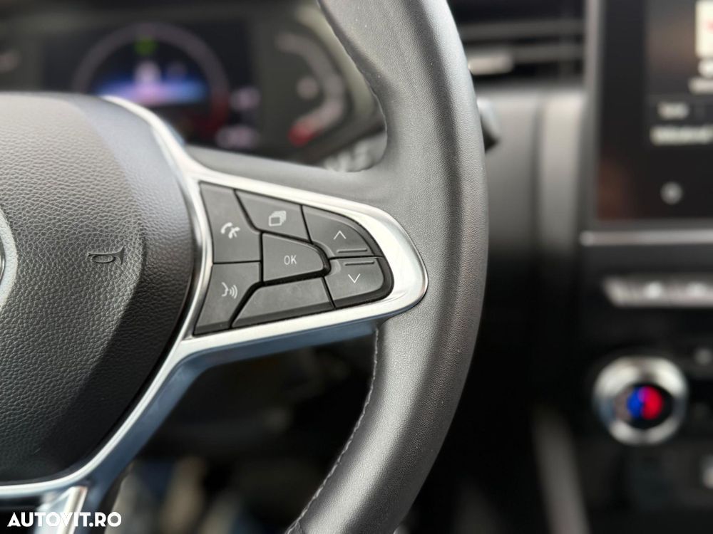 Renault Clio 2022 1.6 E-TECH HYBRID 145 CP - foto 15