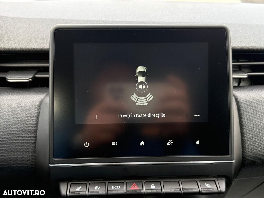 Renault Clio 2022 1.6 E-TECH HYBRID 145 CP - foto 19