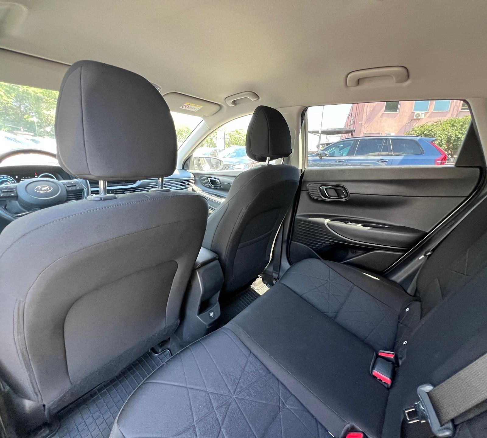 Hyundai BAYON 1.0T-GDi 100CP 7DCT Led Line - 2021 - Garantie Hyundai - foto 12