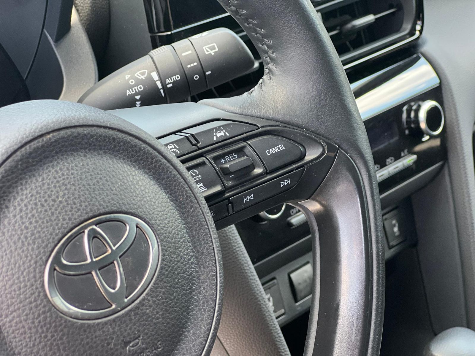 Toyota Yaris Cross 2024 1.5 VVT-i HSD 4x2 Dynamic - foto 13
