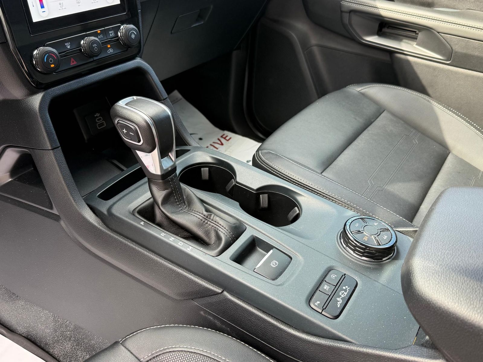 Ford Ranger TREMOR 2024 - 2.0 DIESEL 205 CP - foto 31