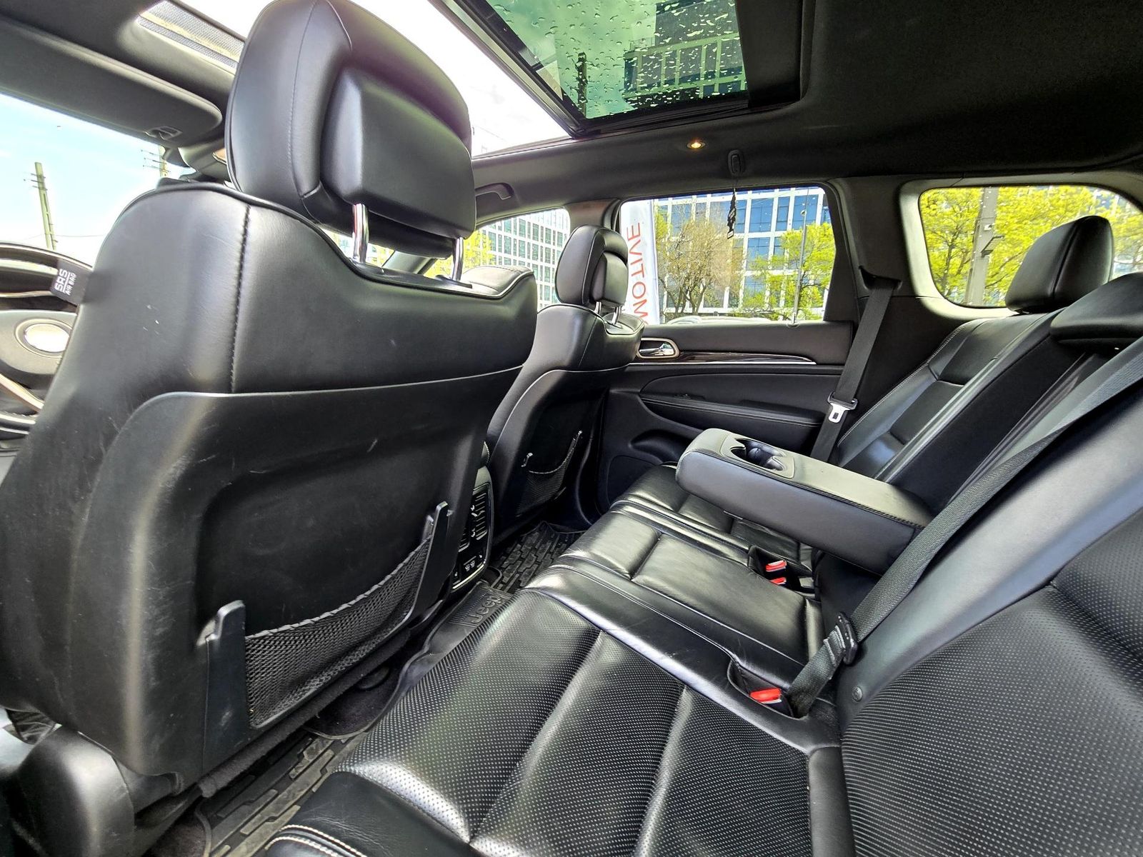 Jeep Grand Cherooke 3.0 AT 250 CP Overland - foto 7